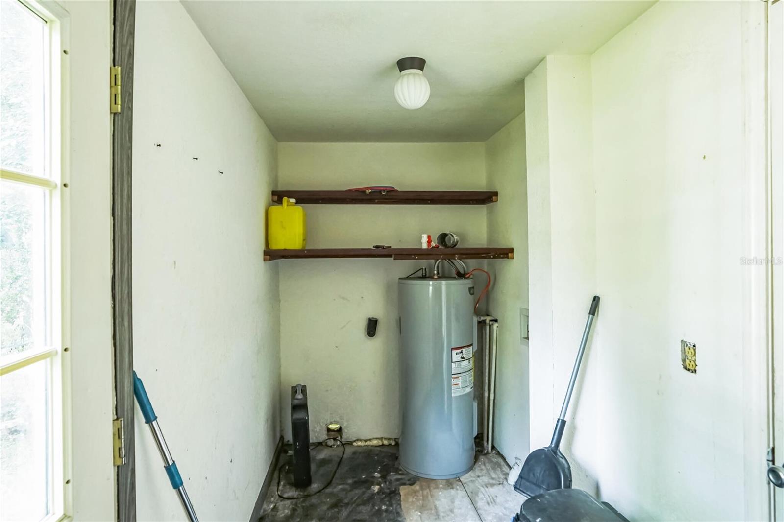 19980 NE 142ND CT, FORT MC COY, FL, 32134