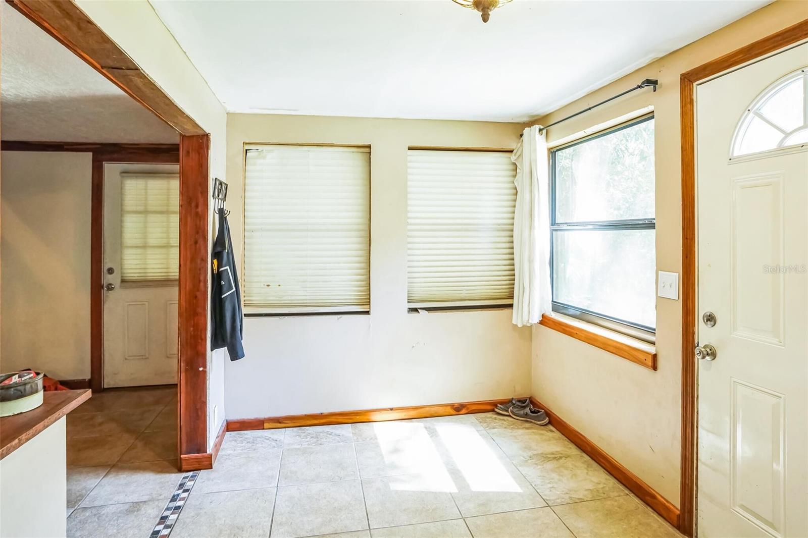 19980 NE 142ND CT, FORT MC COY, FL, 32134