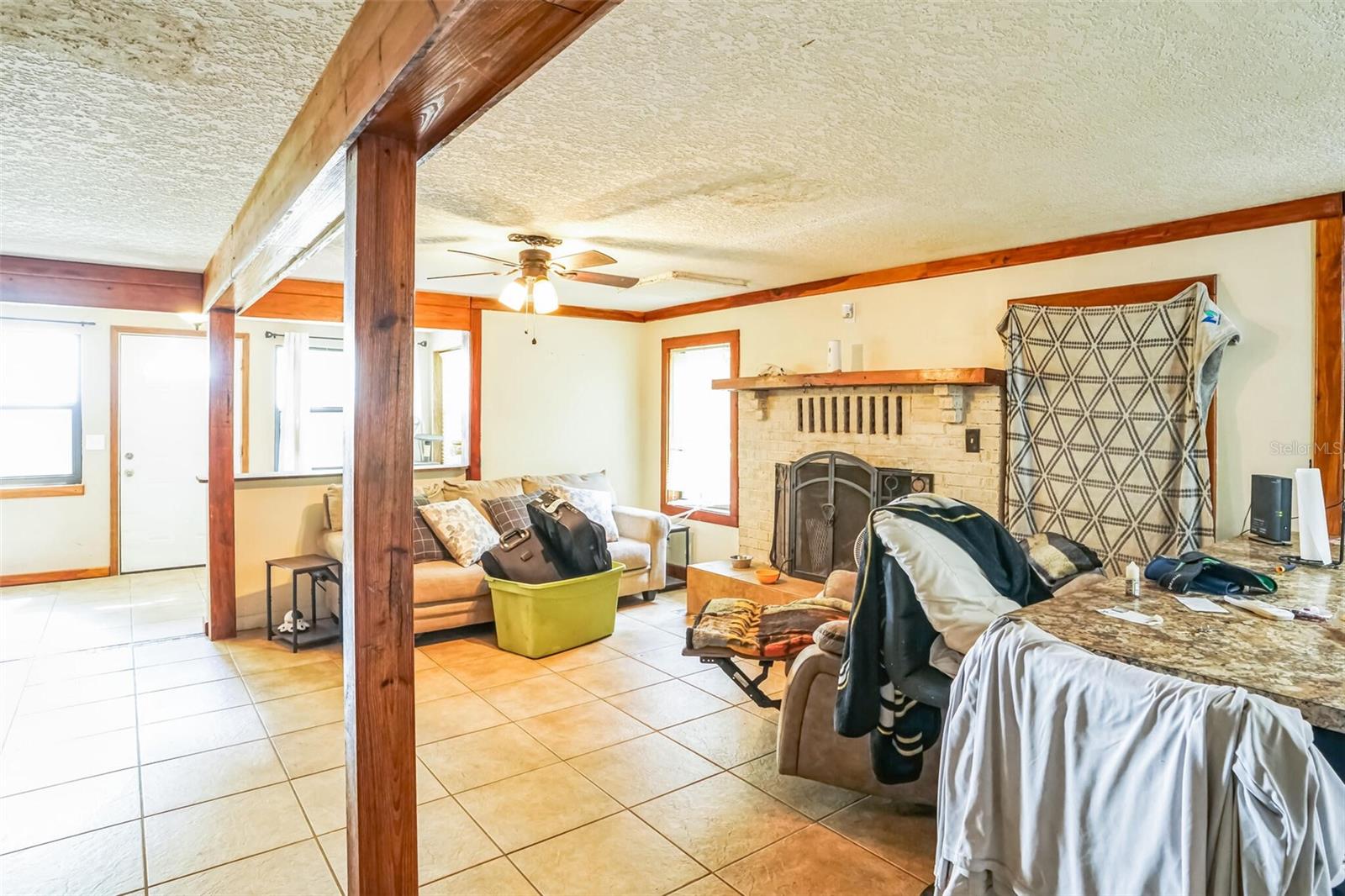 19980 NE 142ND CT, FORT MC COY, FL, 32134