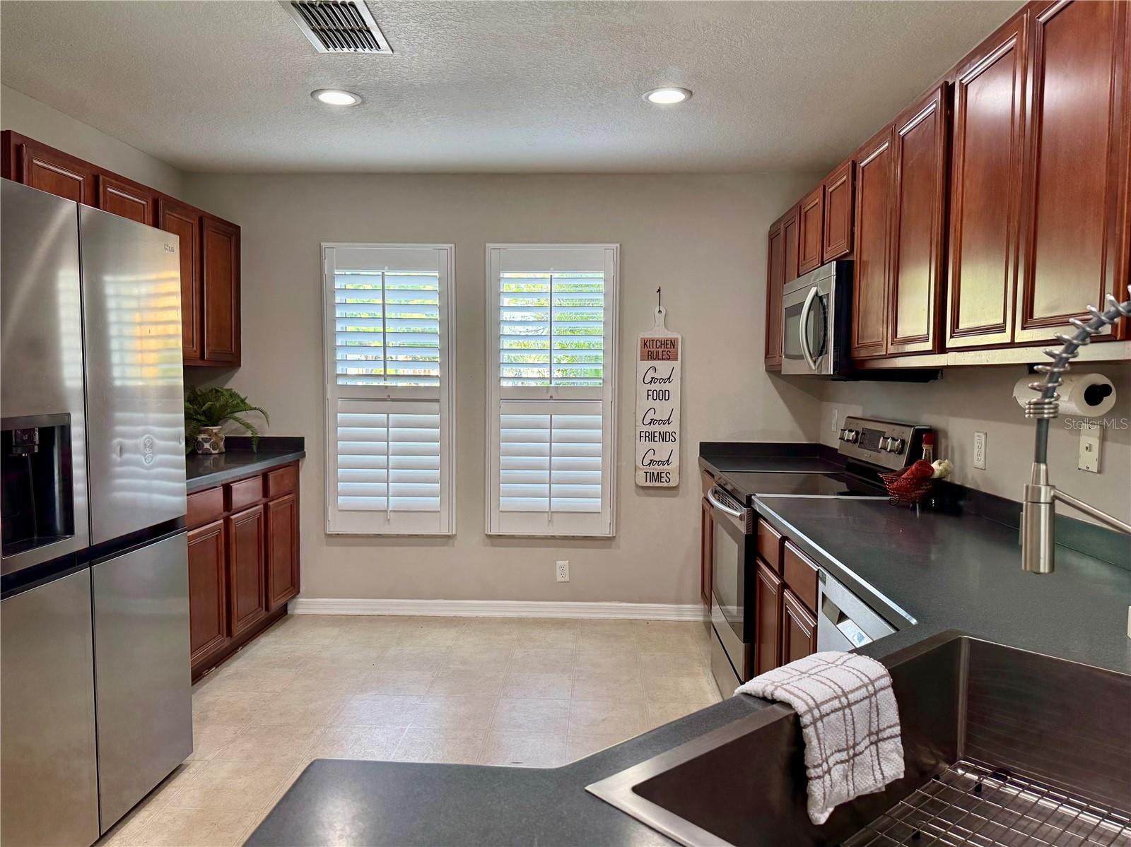 2088 SUN DOWN DR, CLEARWATER, FL, 33763