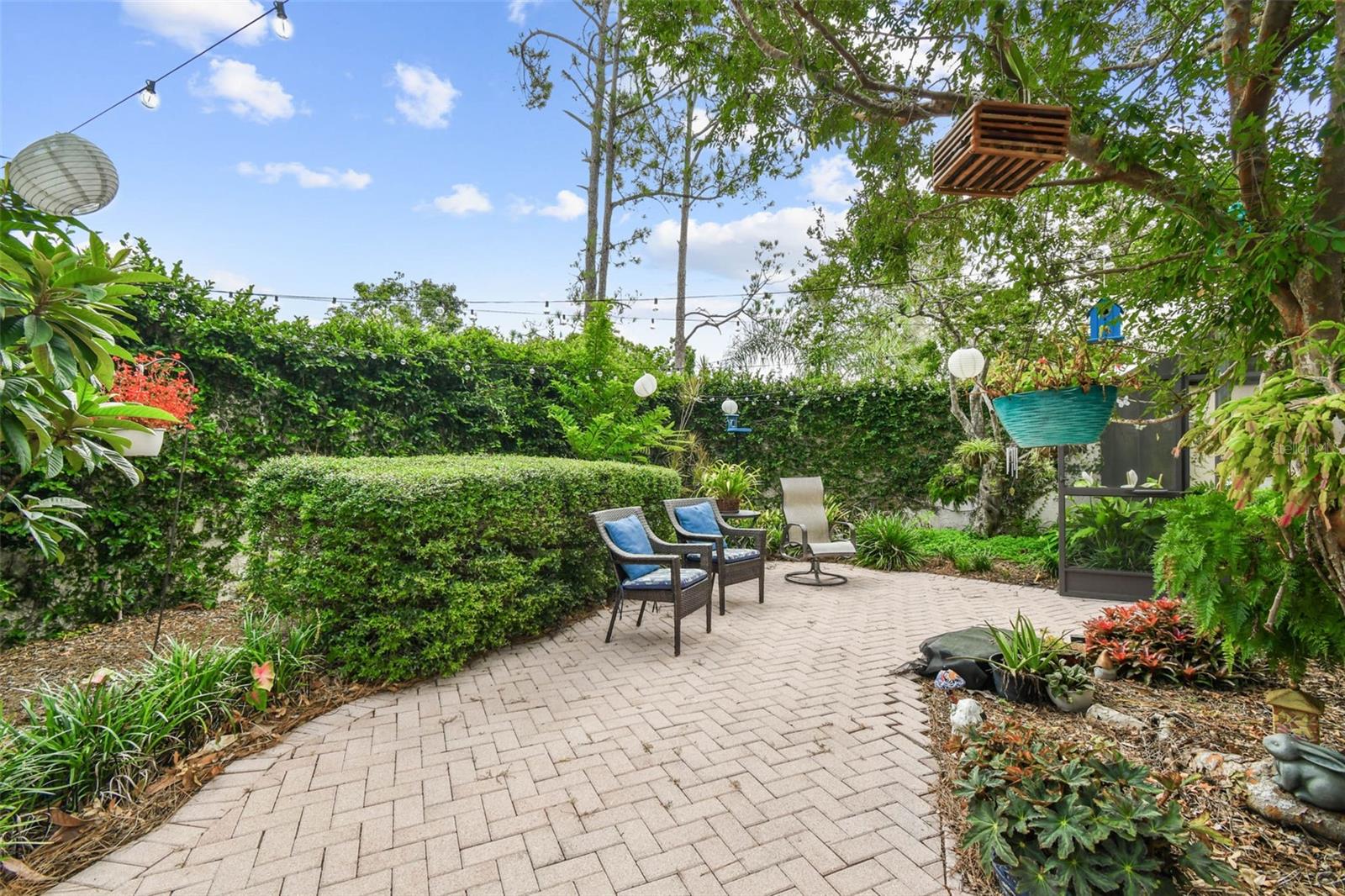 5004 PALOMA DR, TAMPA, FL, 33624