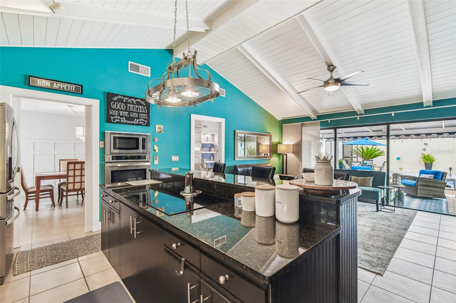 5004 PALOMA DR, TAMPA, FL, 33624