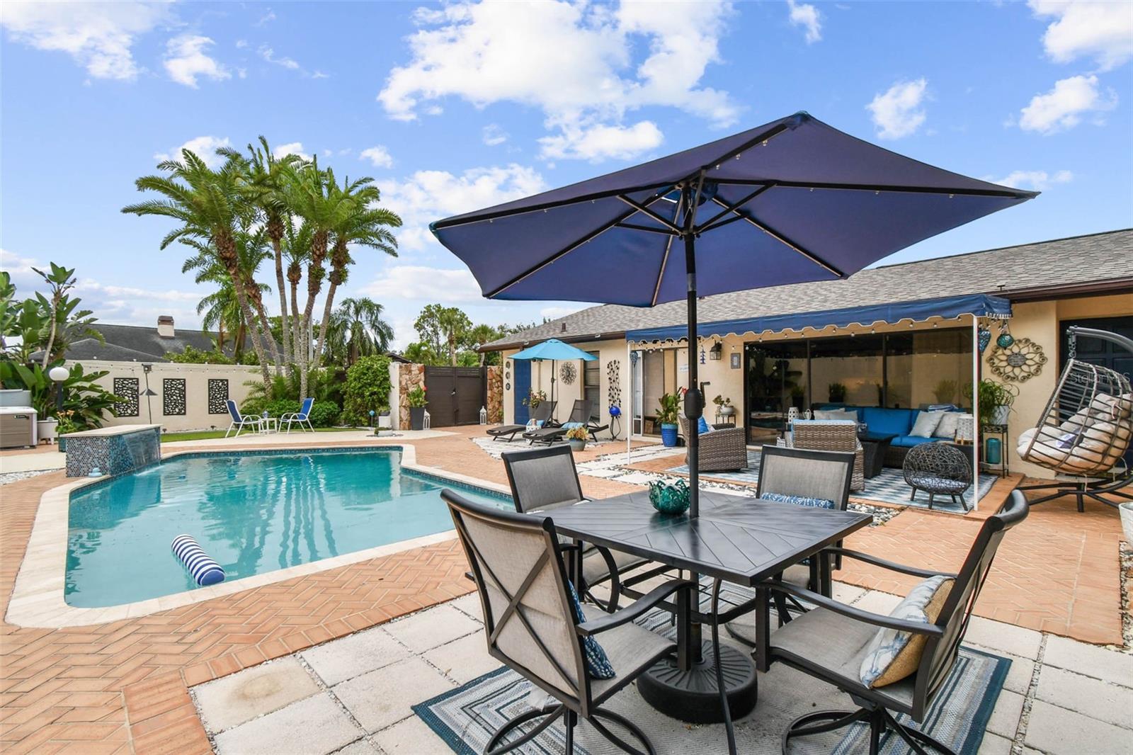 5004 PALOMA DR, TAMPA, FL, 33624