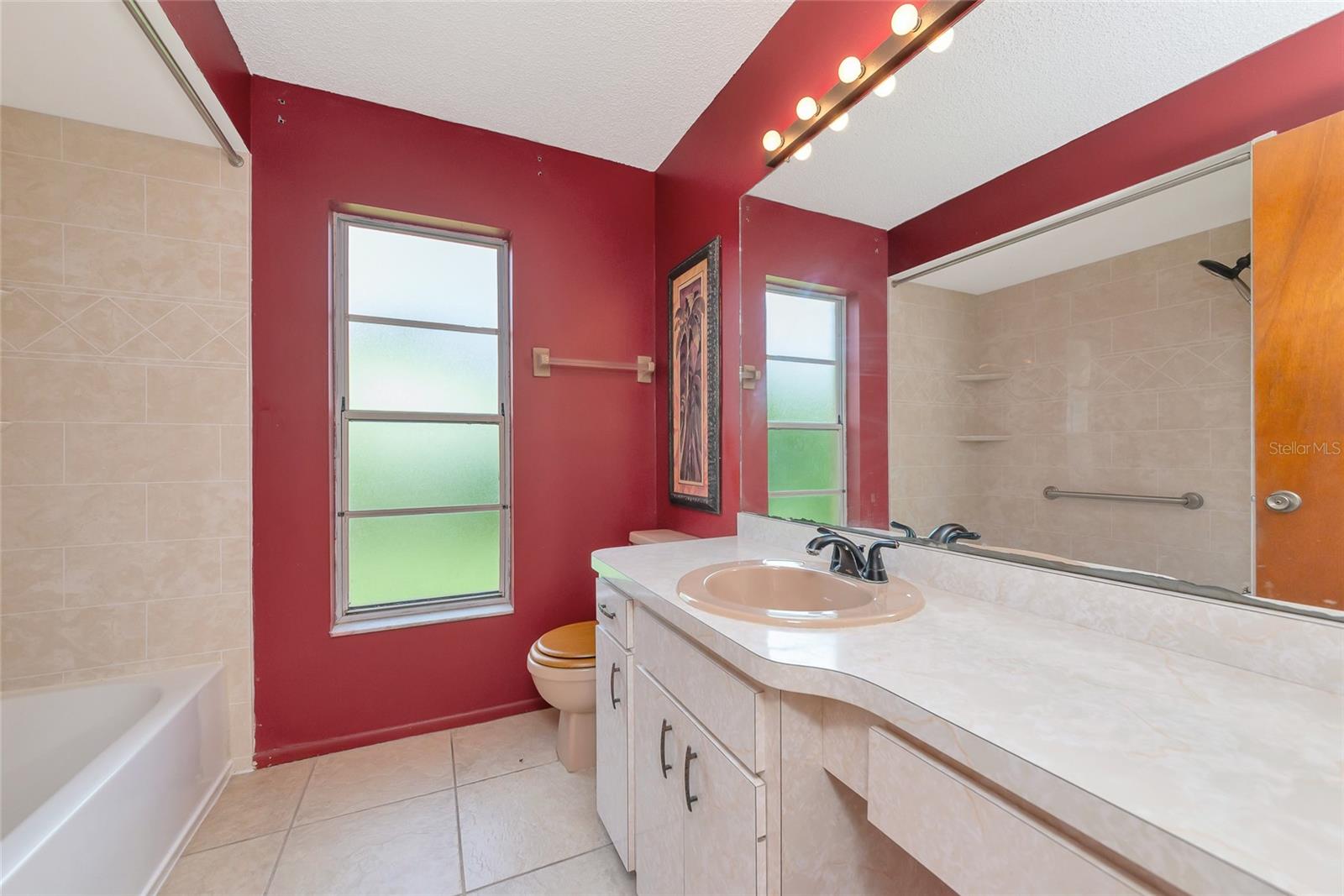 A4662198 Property Photo