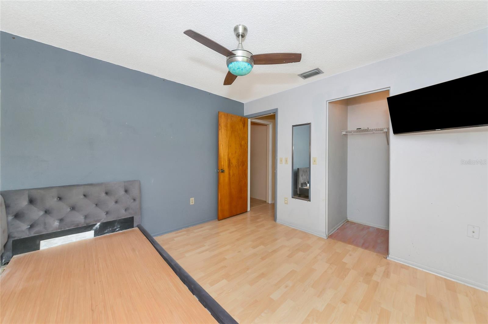 A4662198 Property Photo