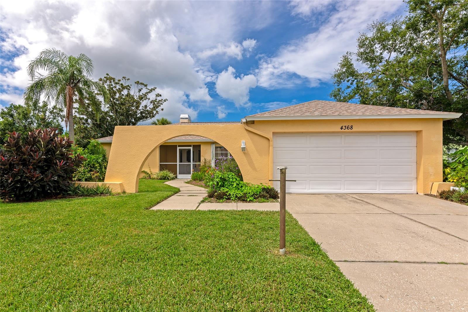 A4662198 Property Photo