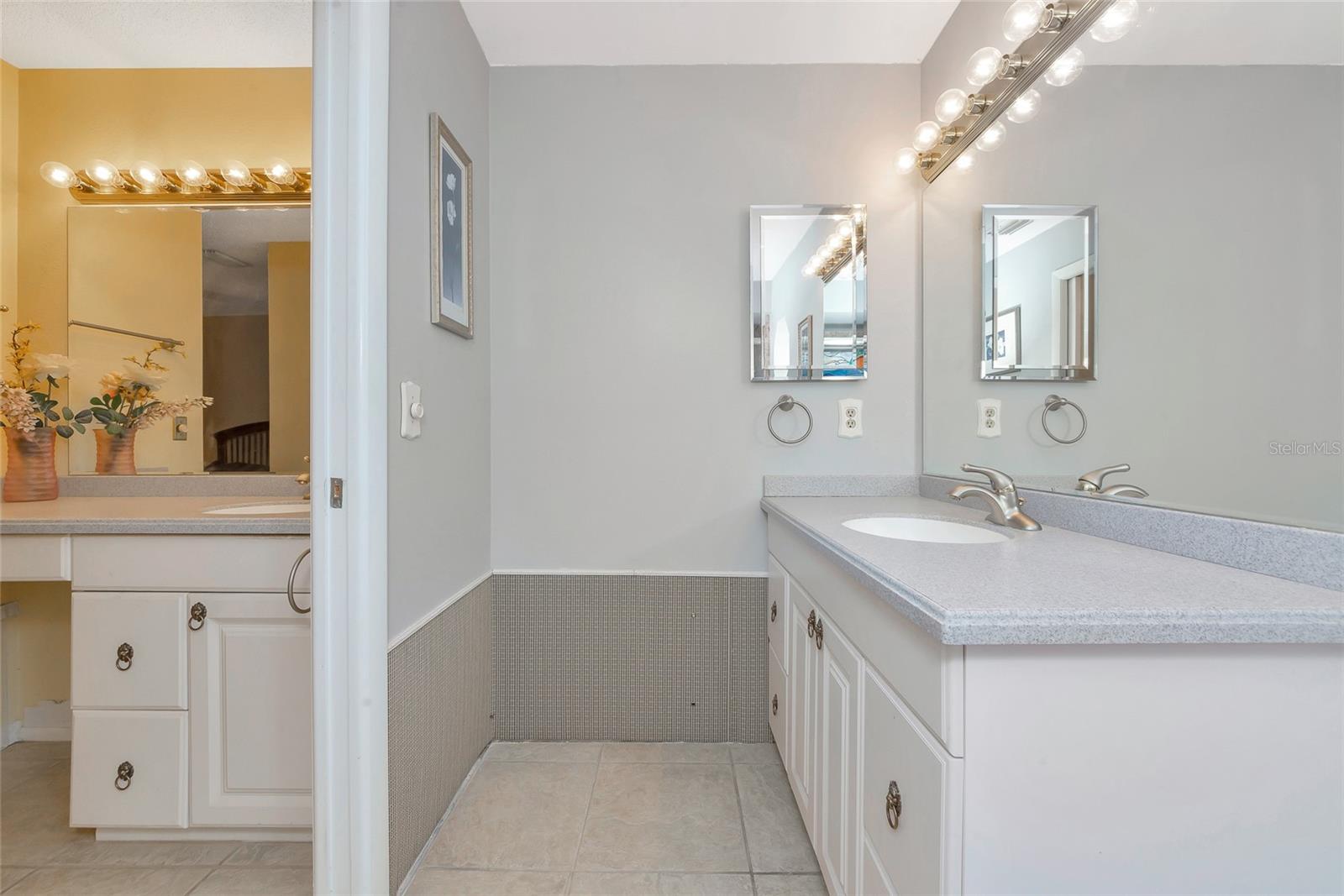A4662198 Property Photo