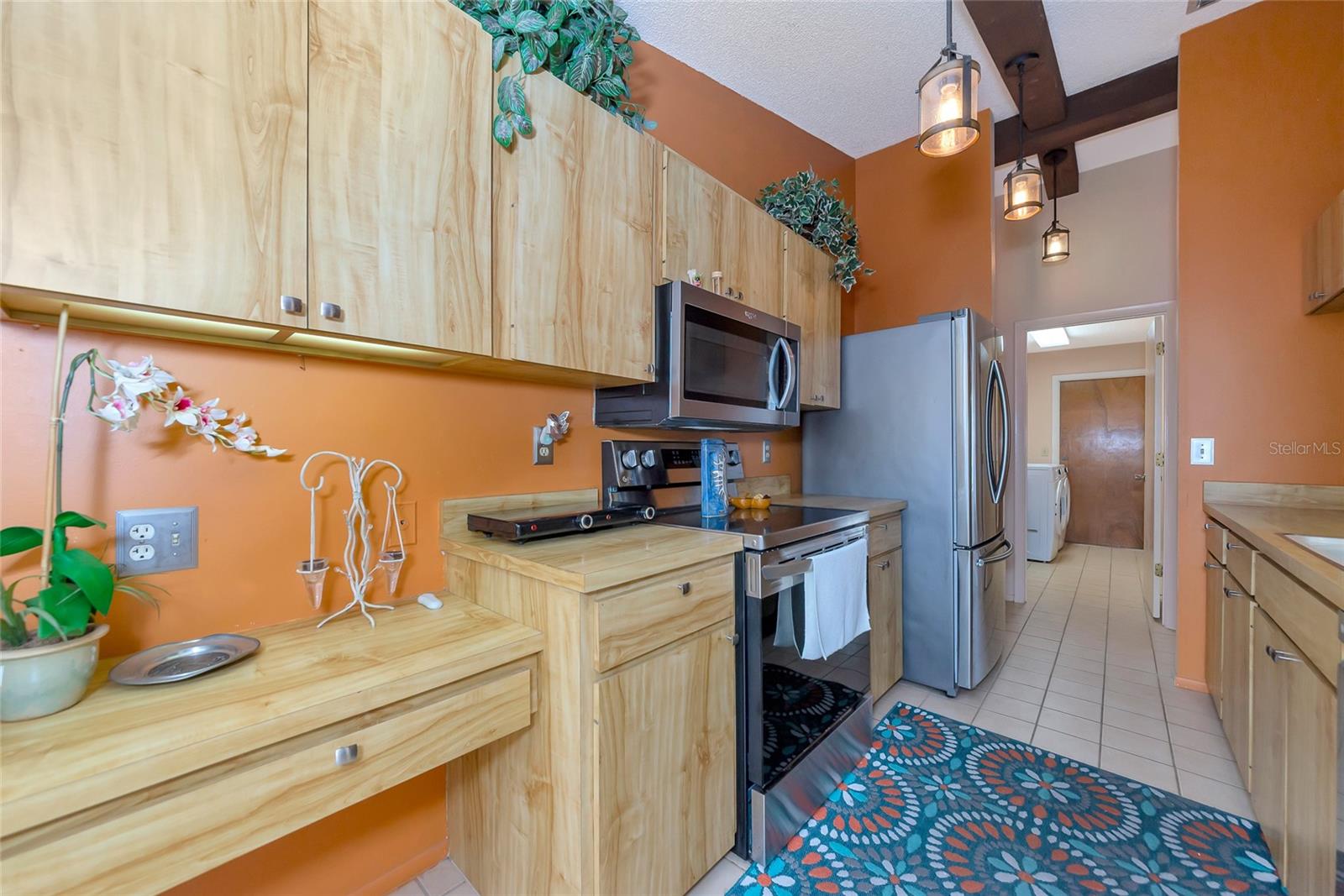 A4662198 Property Photo