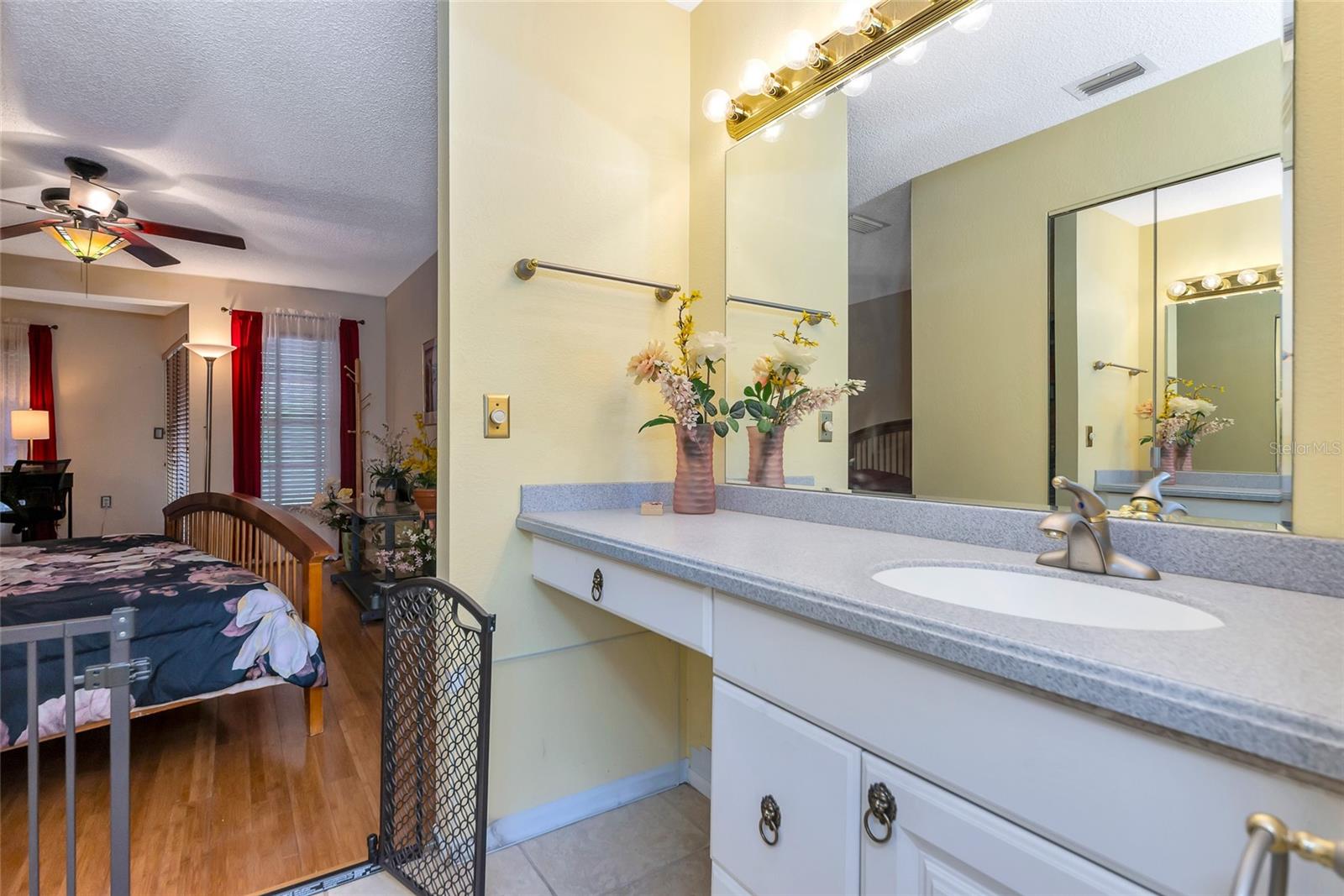 A4662198 Property Photo