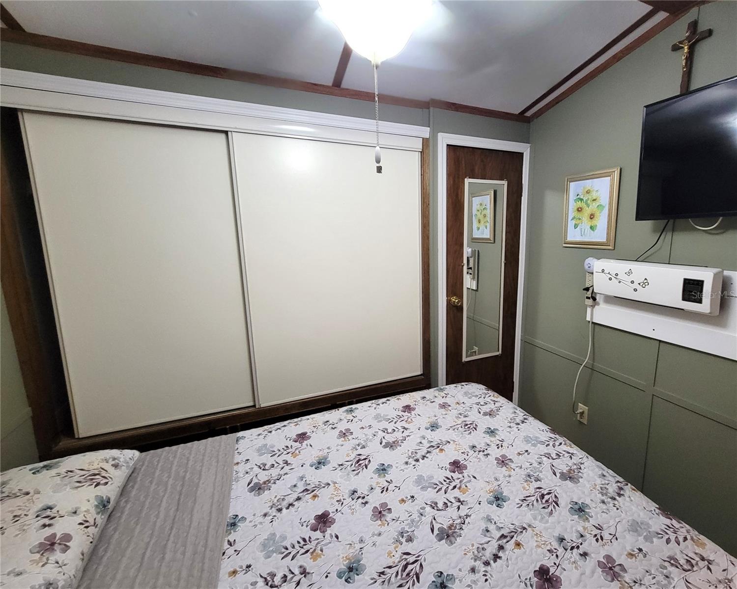 C7513660 Property Photo