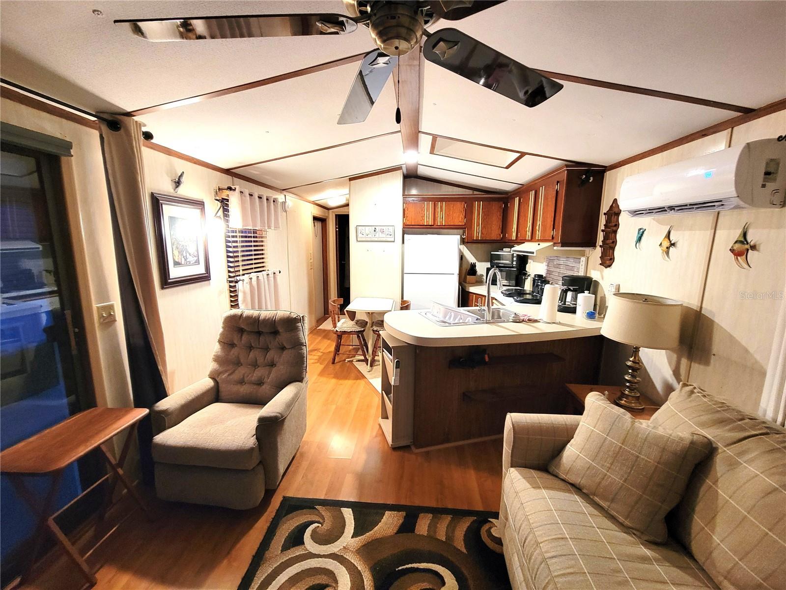 C7513660 Property Photo