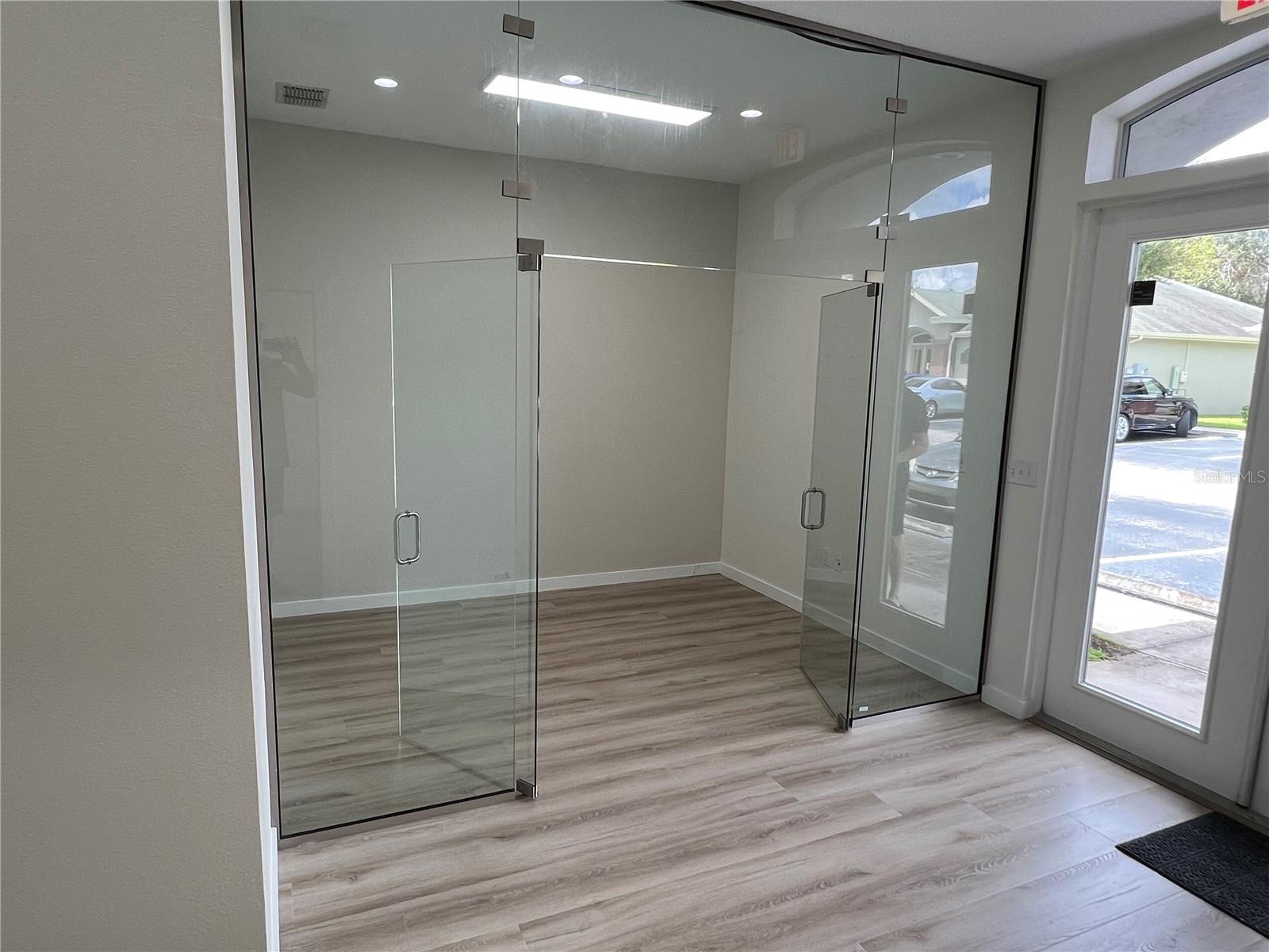 210 CRYSTAL GROVE BLVD, LUTZ, FL, 33548