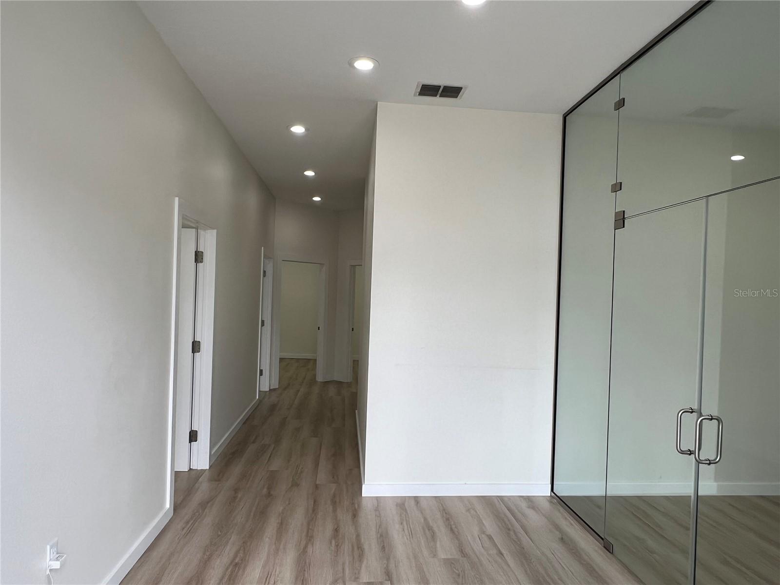 210 CRYSTAL GROVE BLVD, LUTZ, FL, 33548