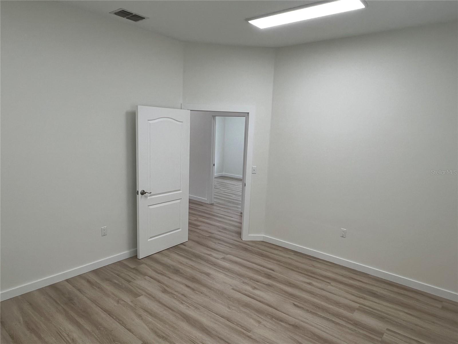 210 CRYSTAL GROVE BLVD, LUTZ, FL, 33548