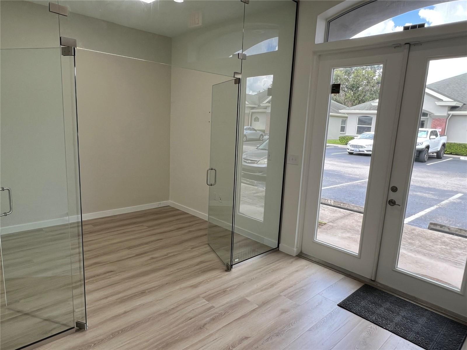 210 CRYSTAL GROVE BLVD, LUTZ, FL, 33548