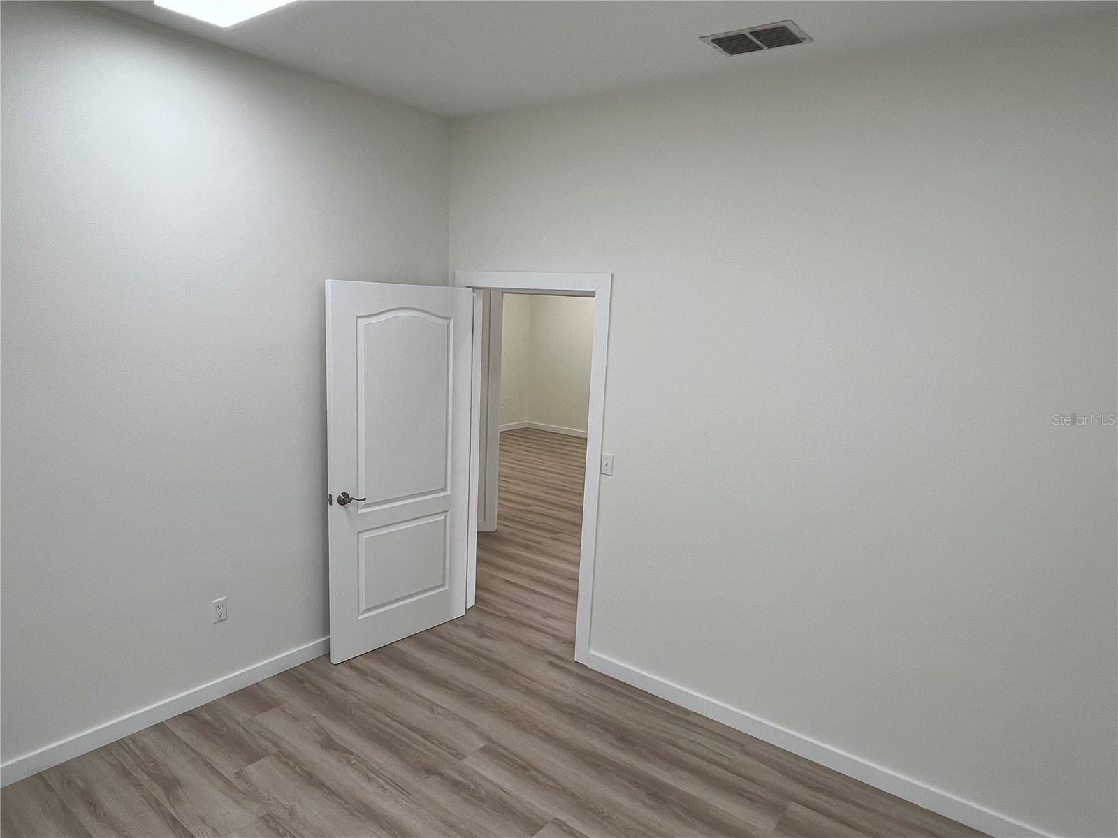 210 CRYSTAL GROVE BLVD, LUTZ, FL, 33548