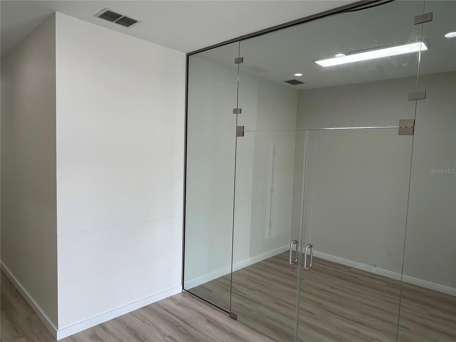 210 CRYSTAL GROVE BLVD, LUTZ, FL, 33548