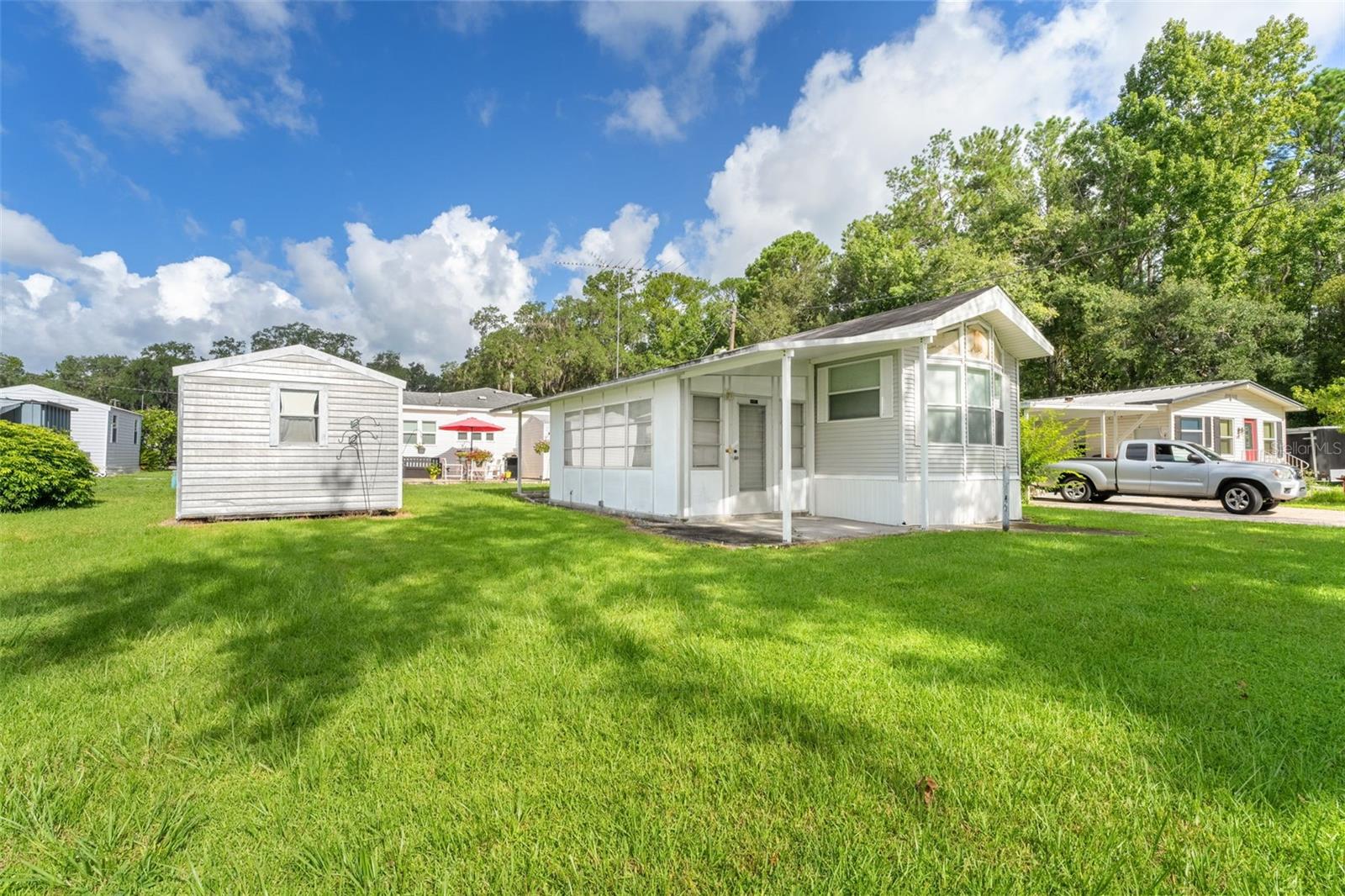 TB8418033 Property Photo