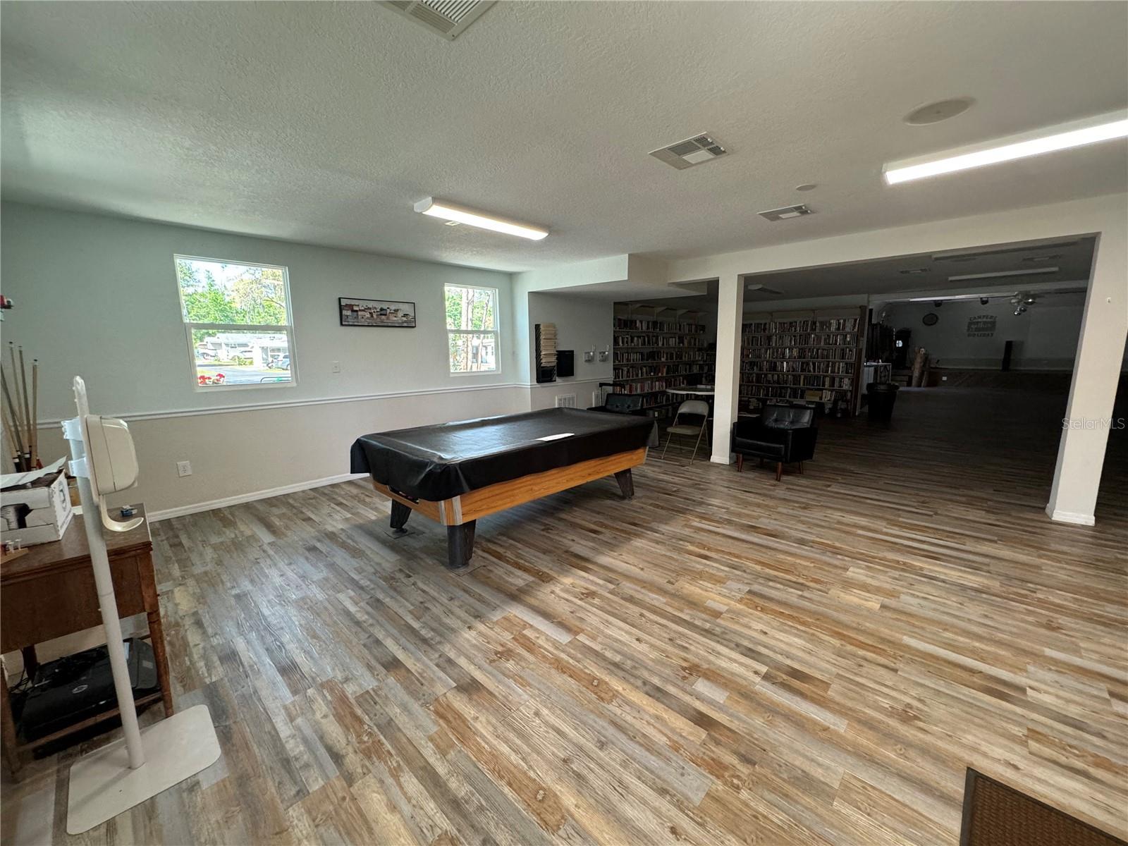 TB8418033 Property Photo