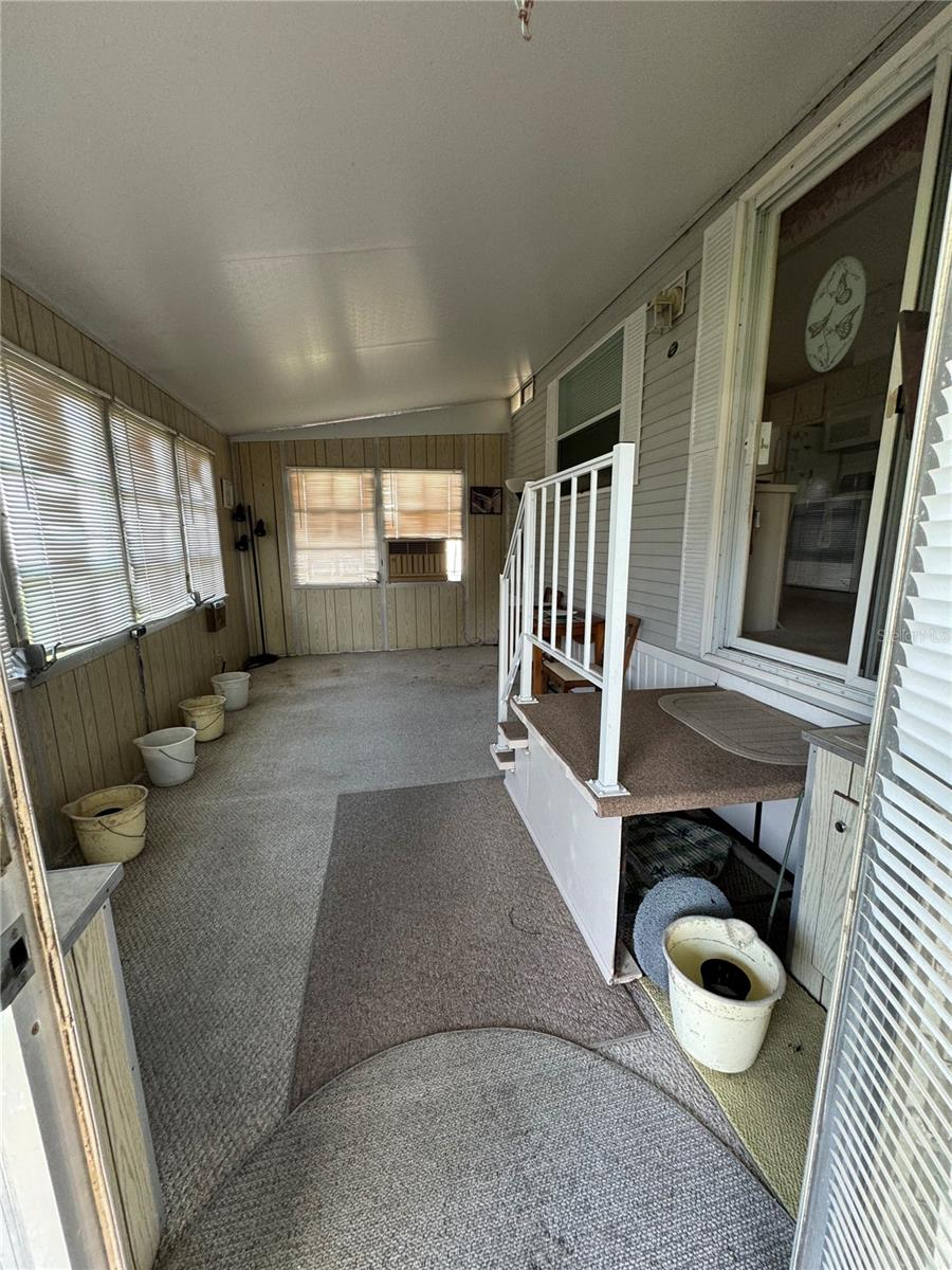 TB8418033 Property Photo