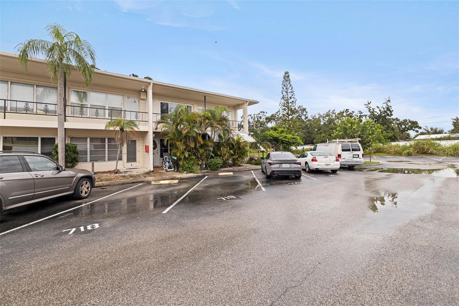 TB8418036 Property Photo