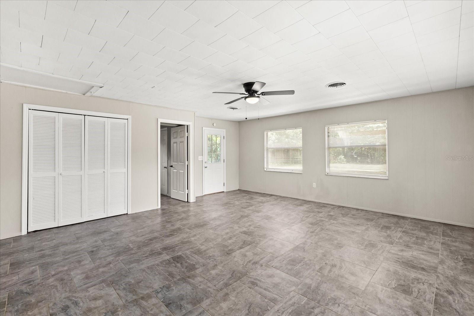 930 NE 14TH AVE, OCALA, FL, 34470