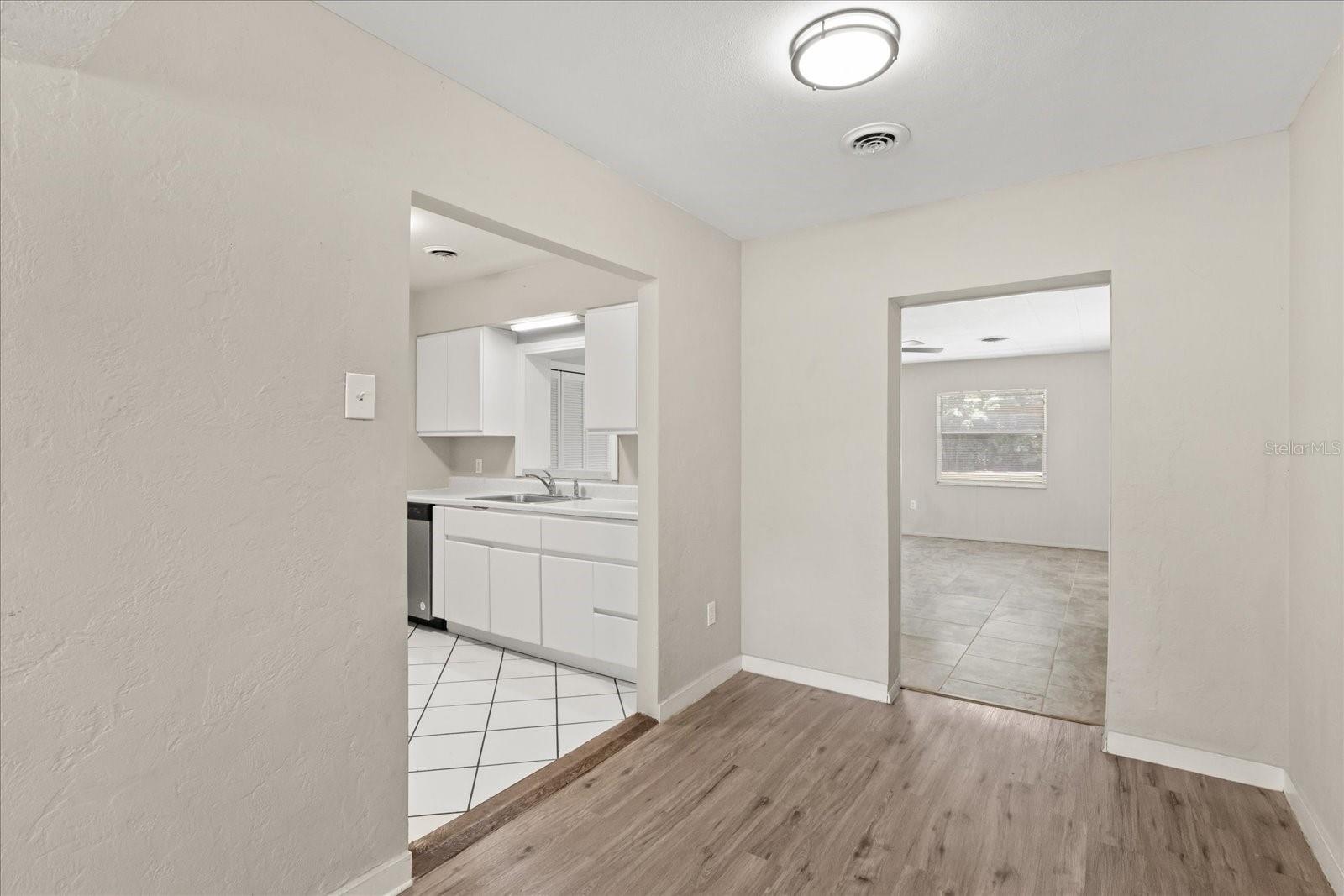 930 NE 14TH AVE, OCALA, FL, 34470