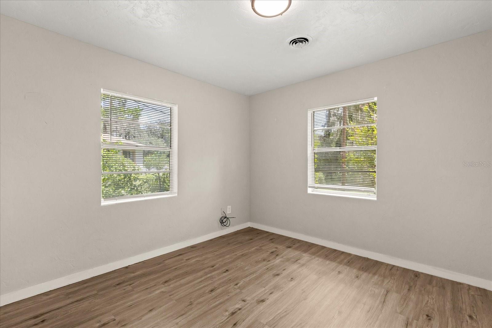 930 NE 14TH AVE, OCALA, FL, 34470