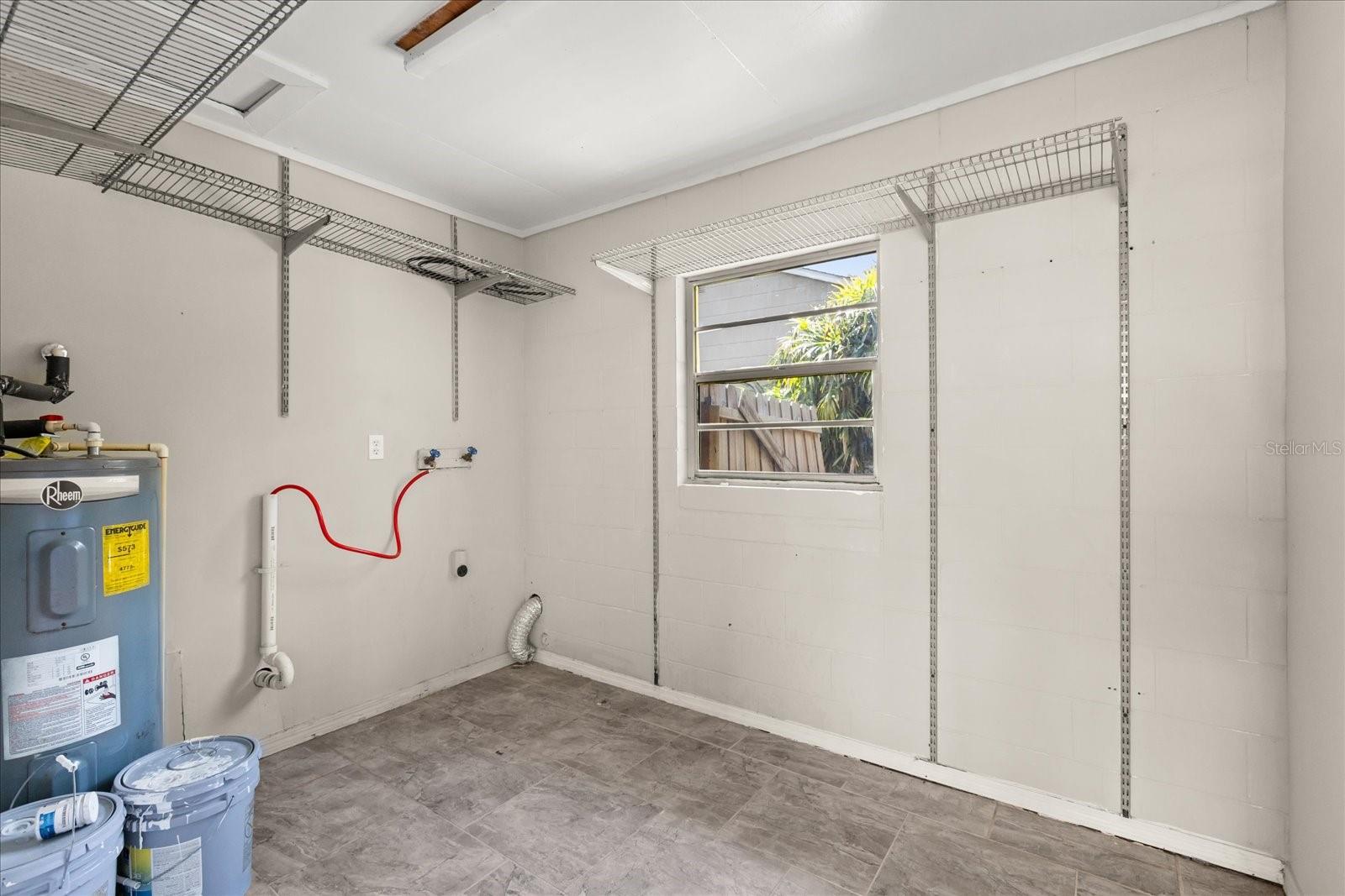 930 NE 14TH AVE, OCALA, FL, 34470