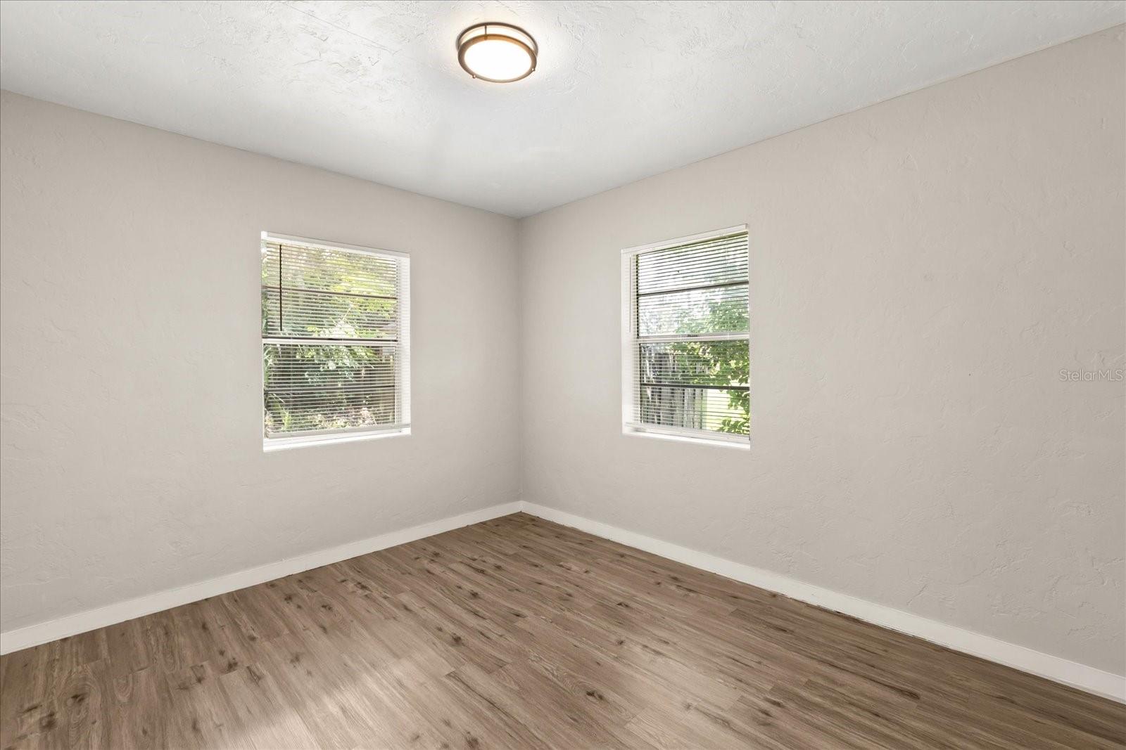 930 NE 14TH AVE, OCALA, FL, 34470