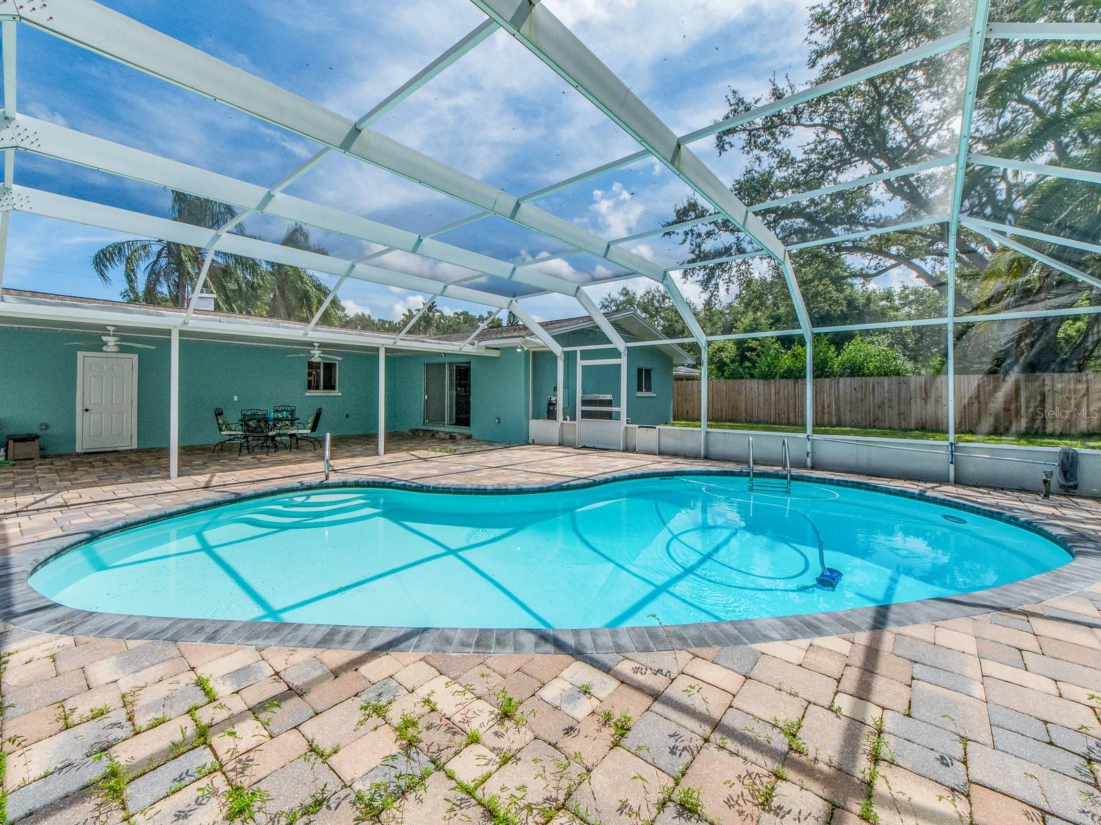 1549 LINWOOD DR, CLEARWATER, FL, 33755