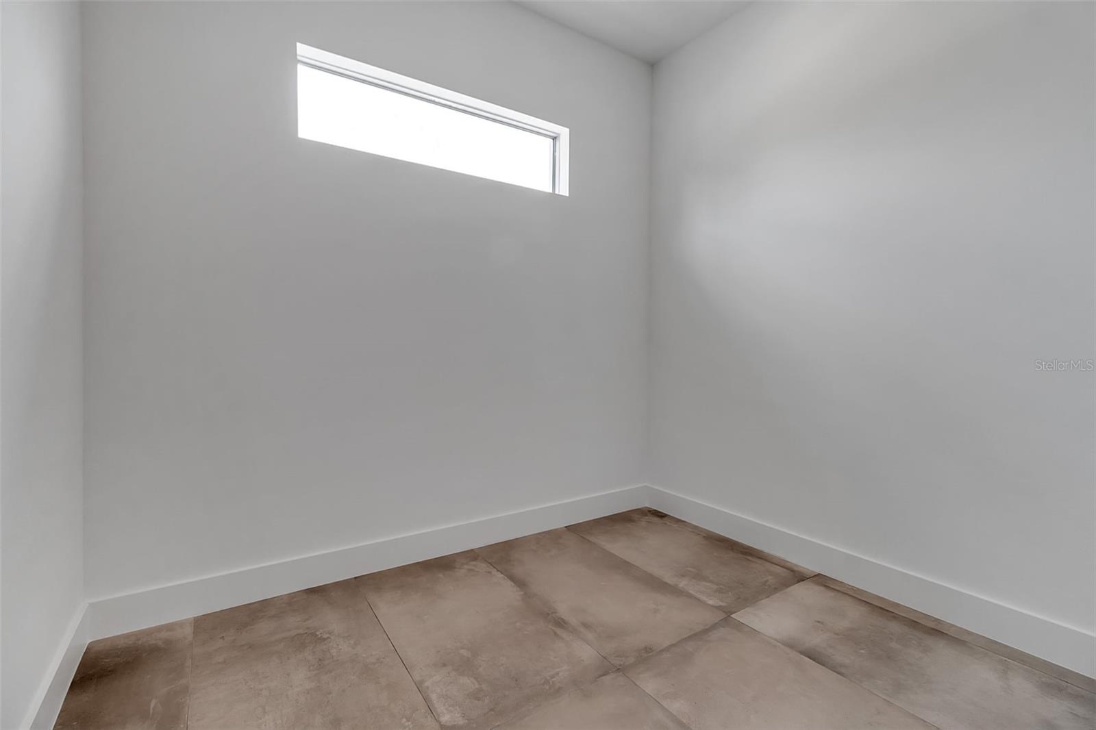 A4662213 Property Photo