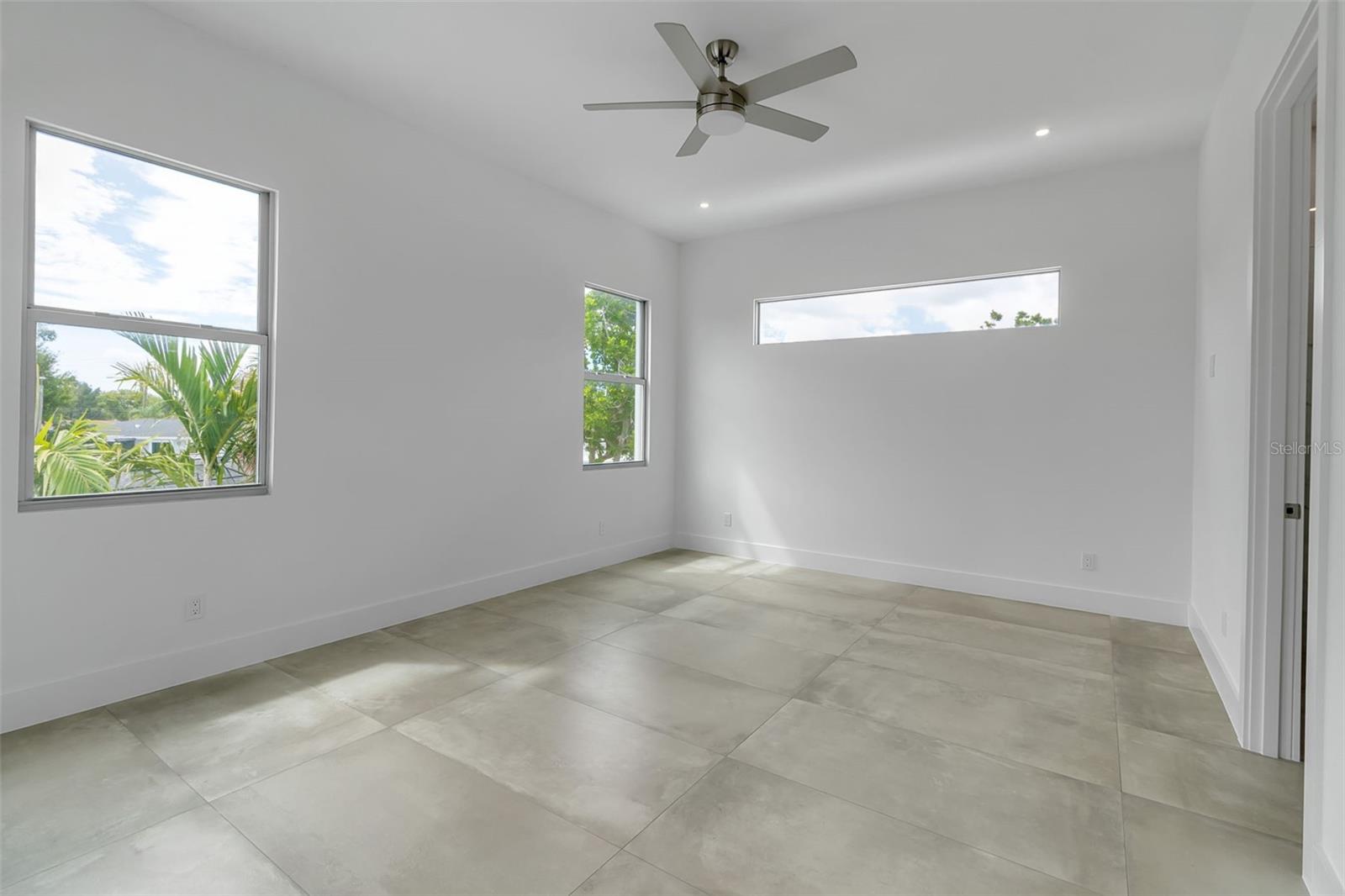 A4662213 Property Photo