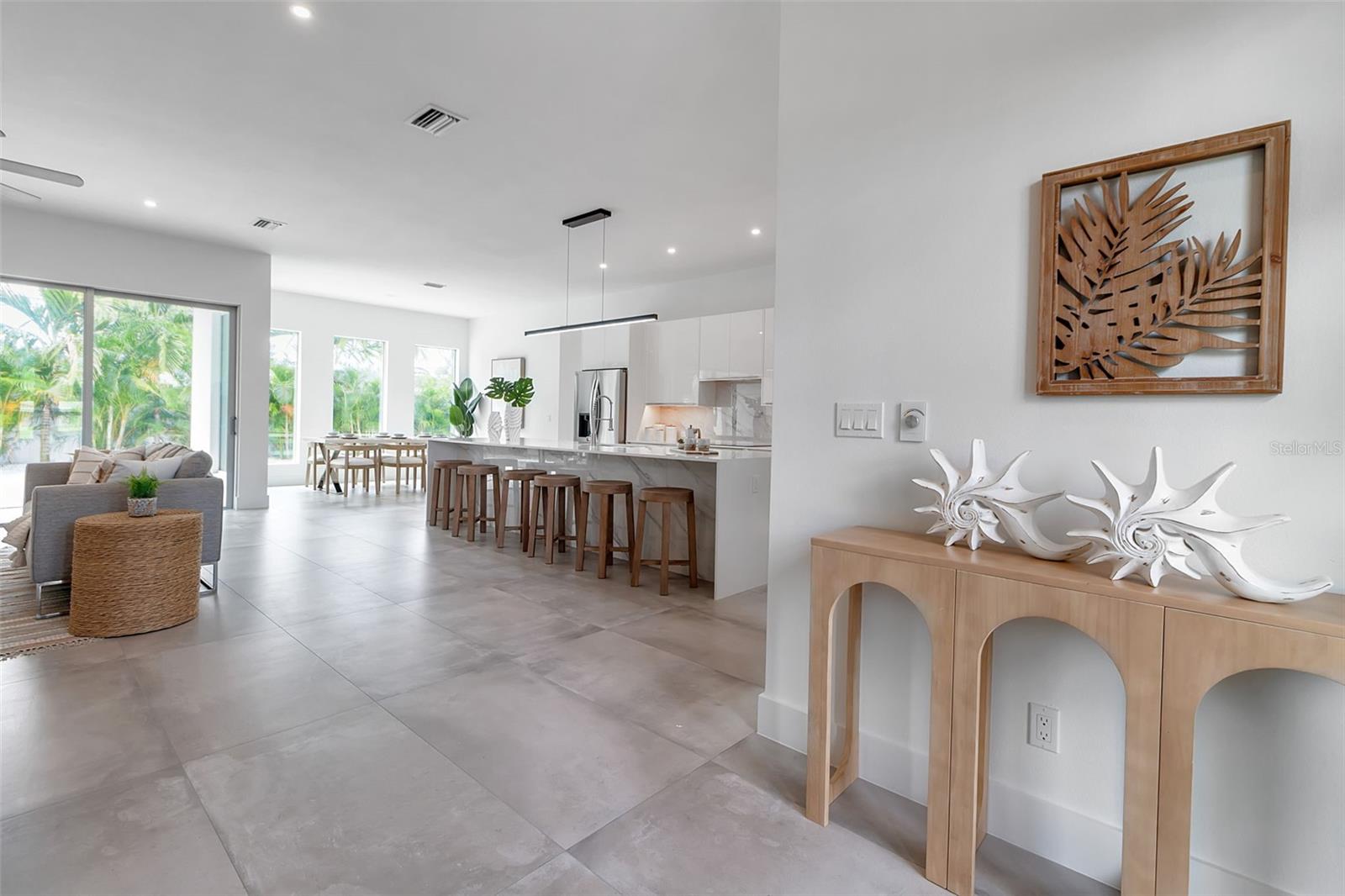 A4662213 Property Photo