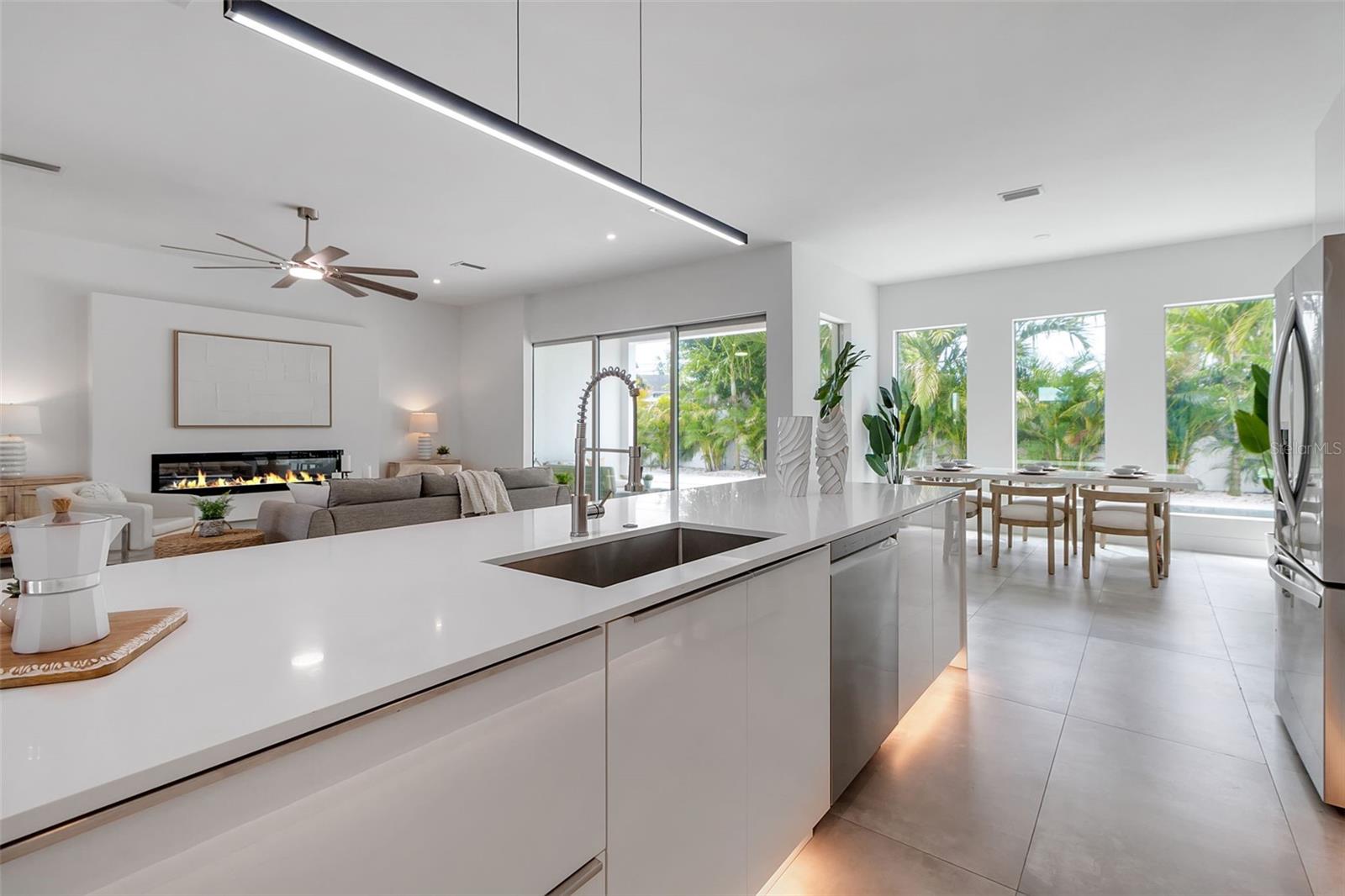 A4662213 Property Photo