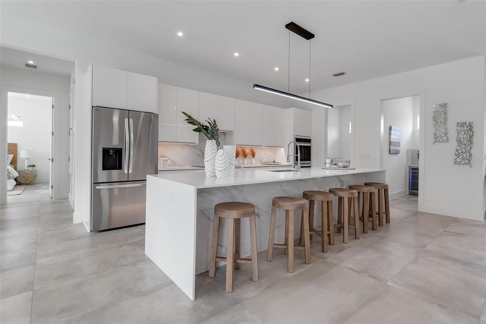 A4662213 Property Photo