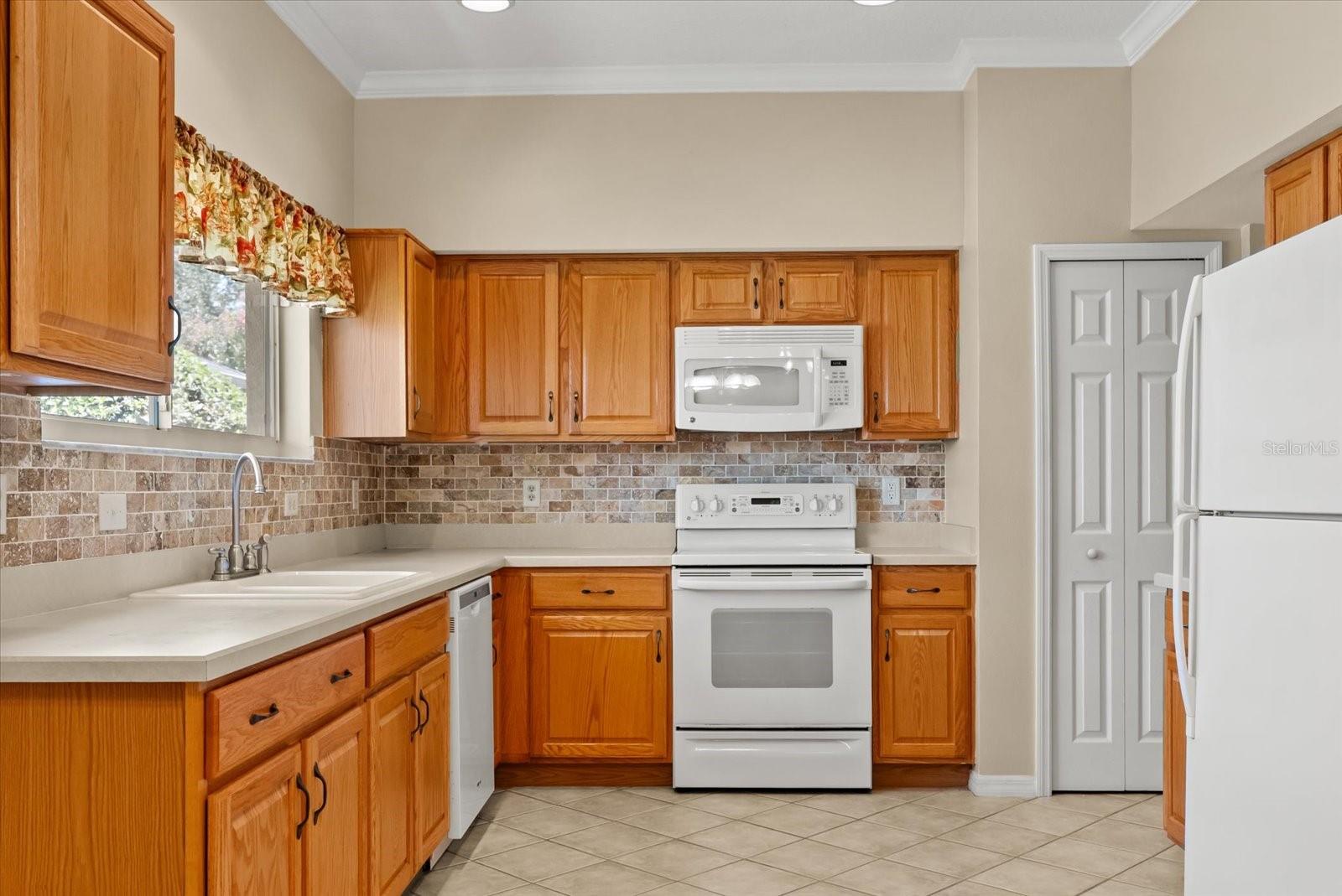 2845 DOVER GLEN CIR, ORLANDO, FL, 32828