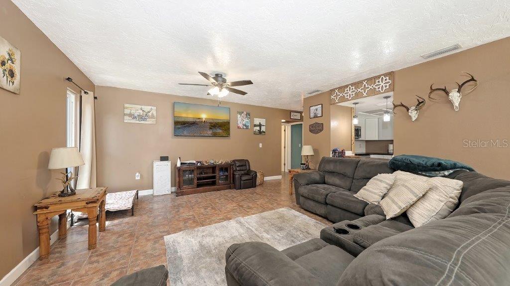A4662231 Property Photo