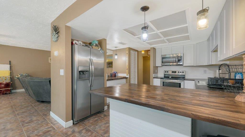 A4662231 Property Photo