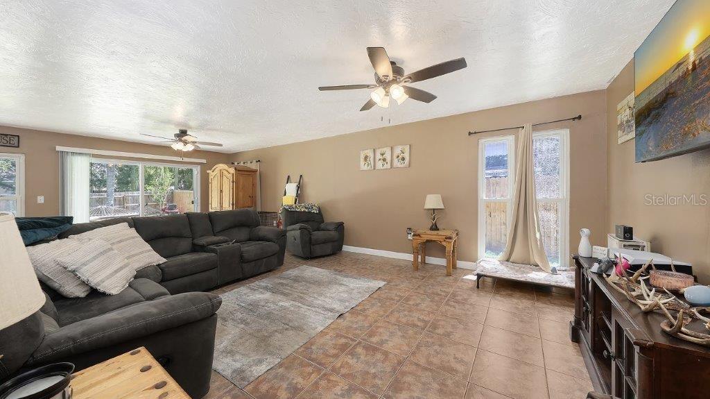 A4662231 Property Photo