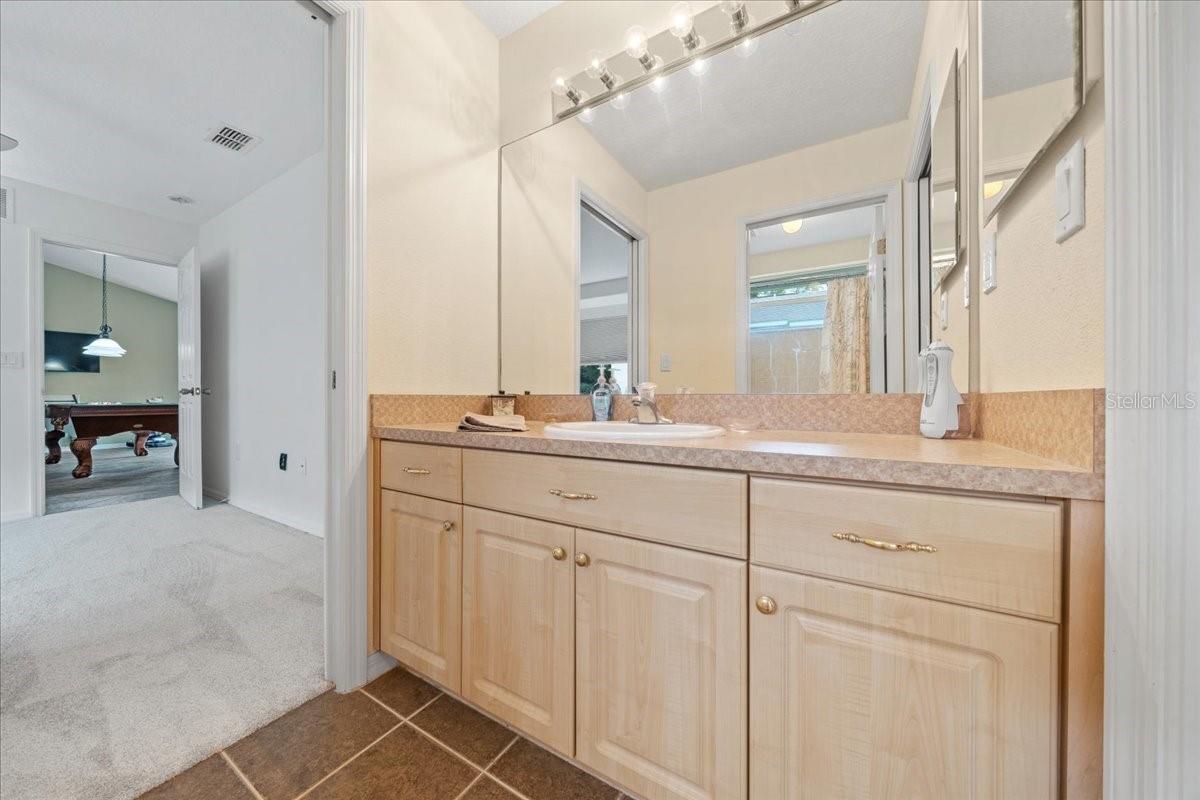 Jack-and-Jill bathroom between bedrooms #2 and #3