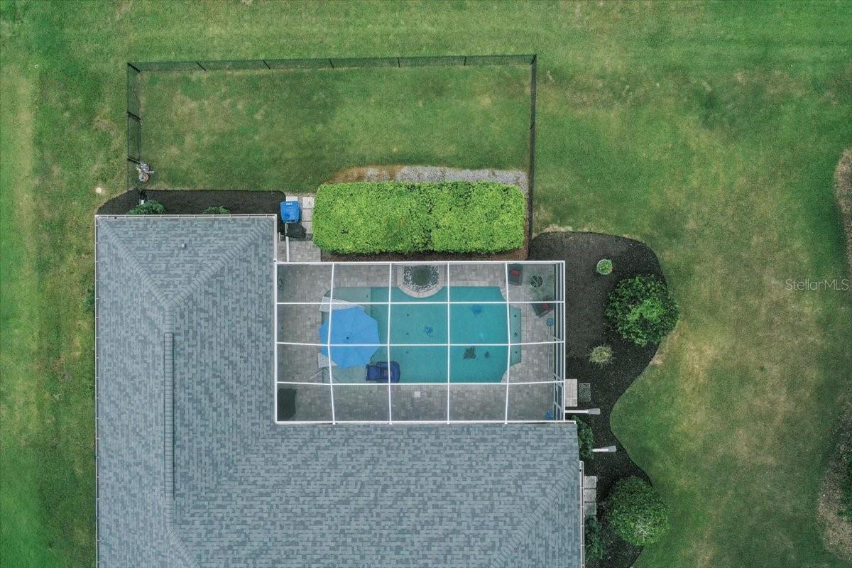 Spacious fenced yard