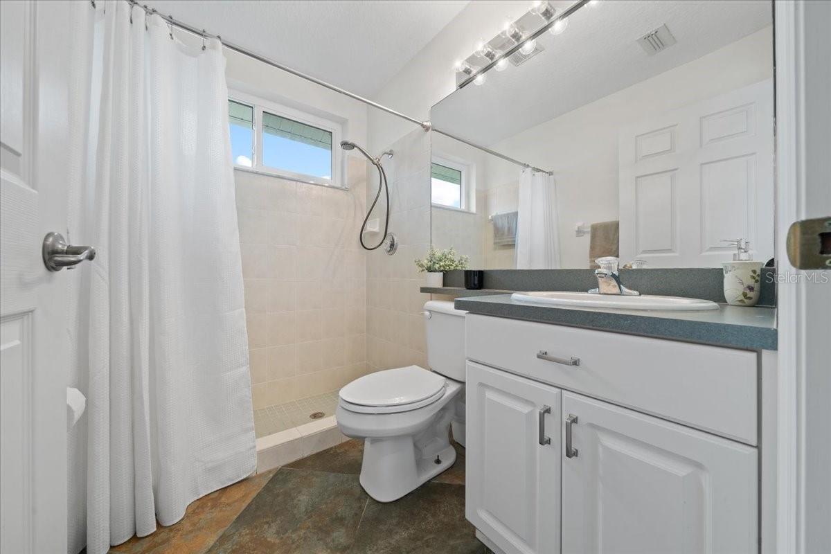 Full bathroom next to bedroom #4