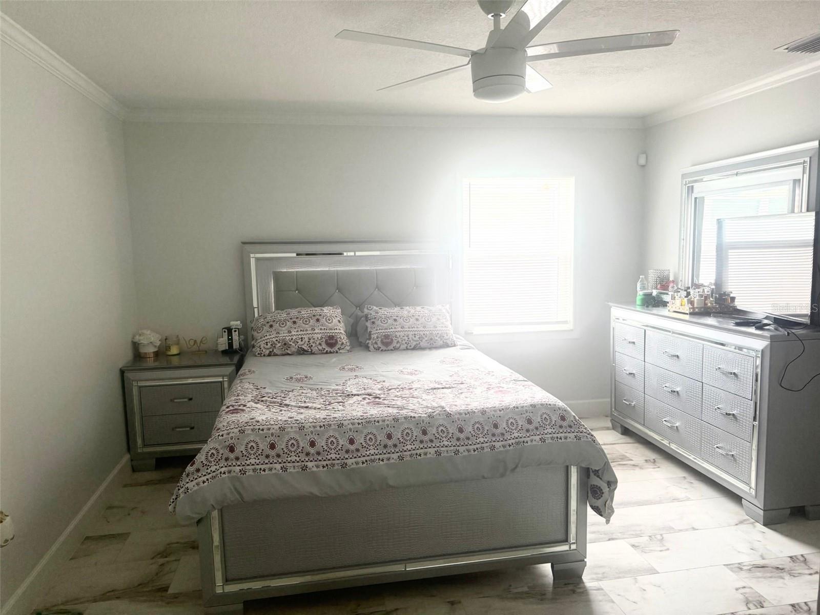 9411 N ROME CIR #1/2, TAMPA, FL, 33612