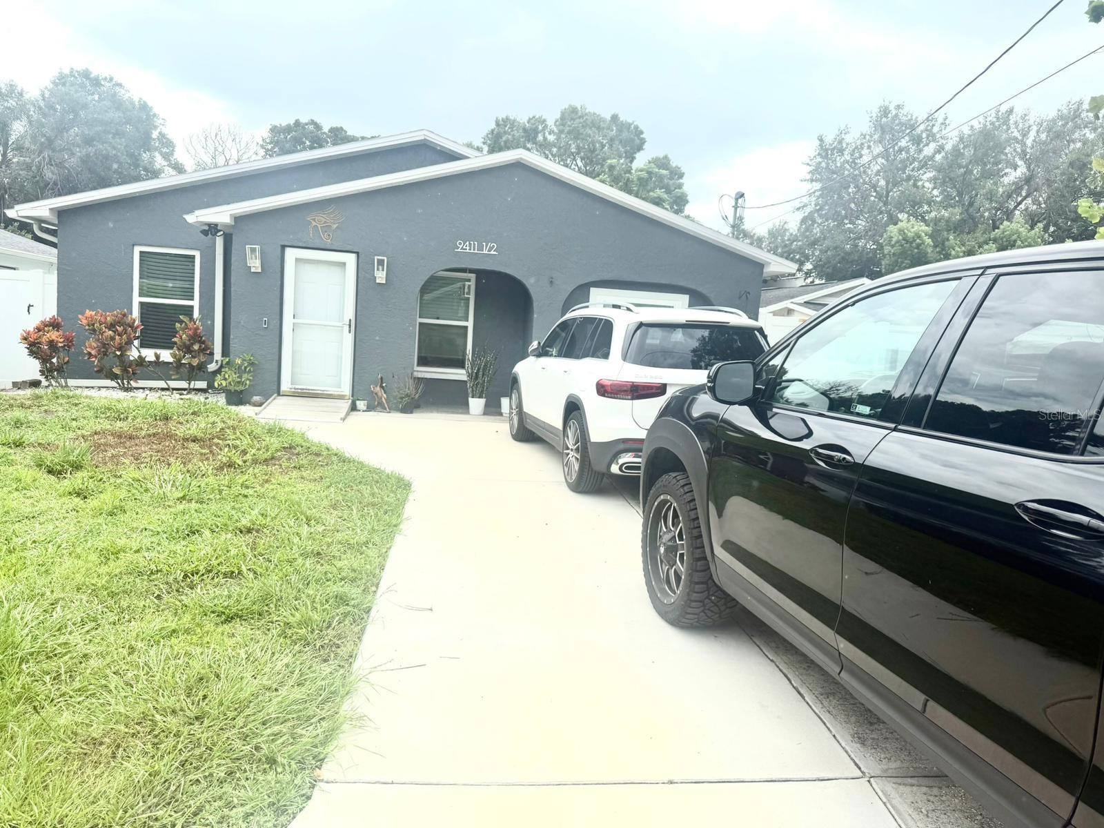 9411 N ROME CIR #1/2, TAMPA, FL, 33612