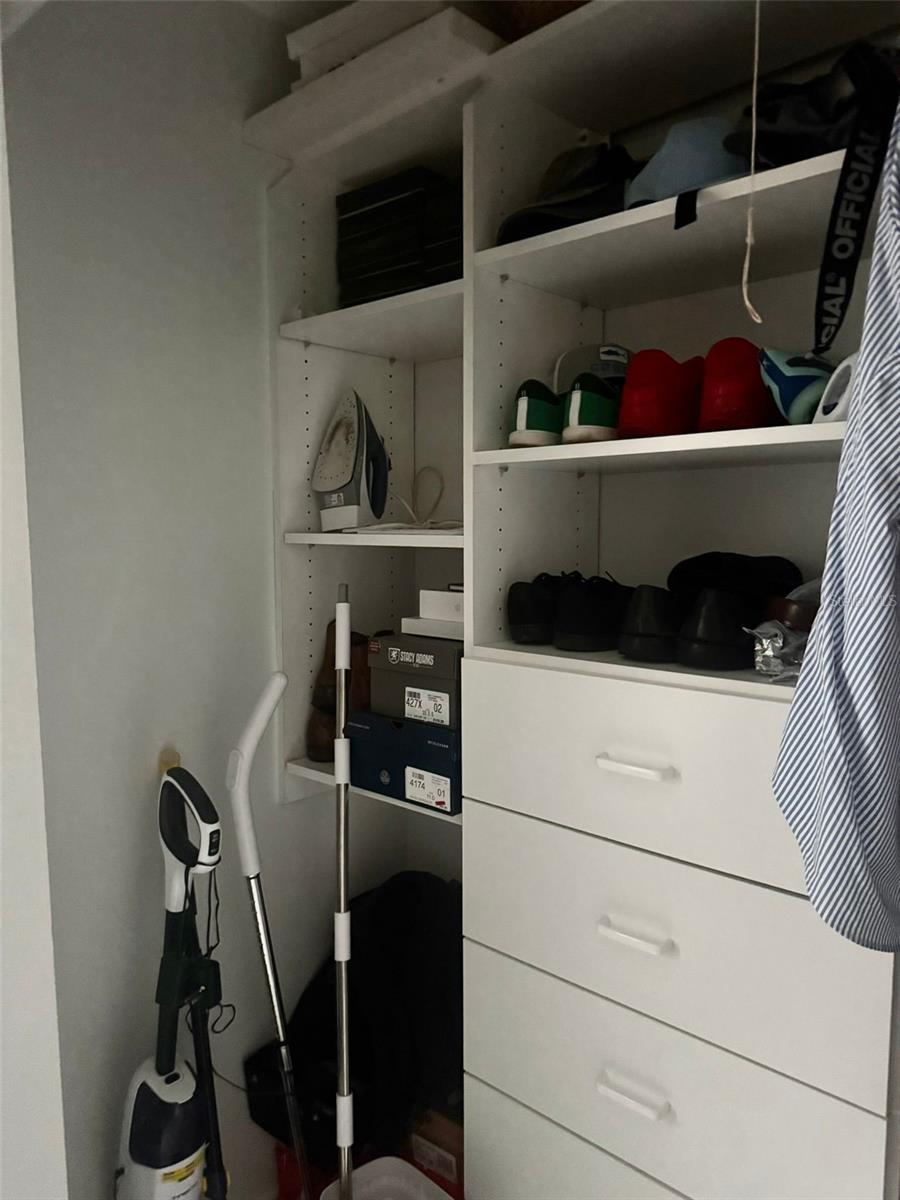 9411 N ROME CIR #1/2, TAMPA, FL, 33612