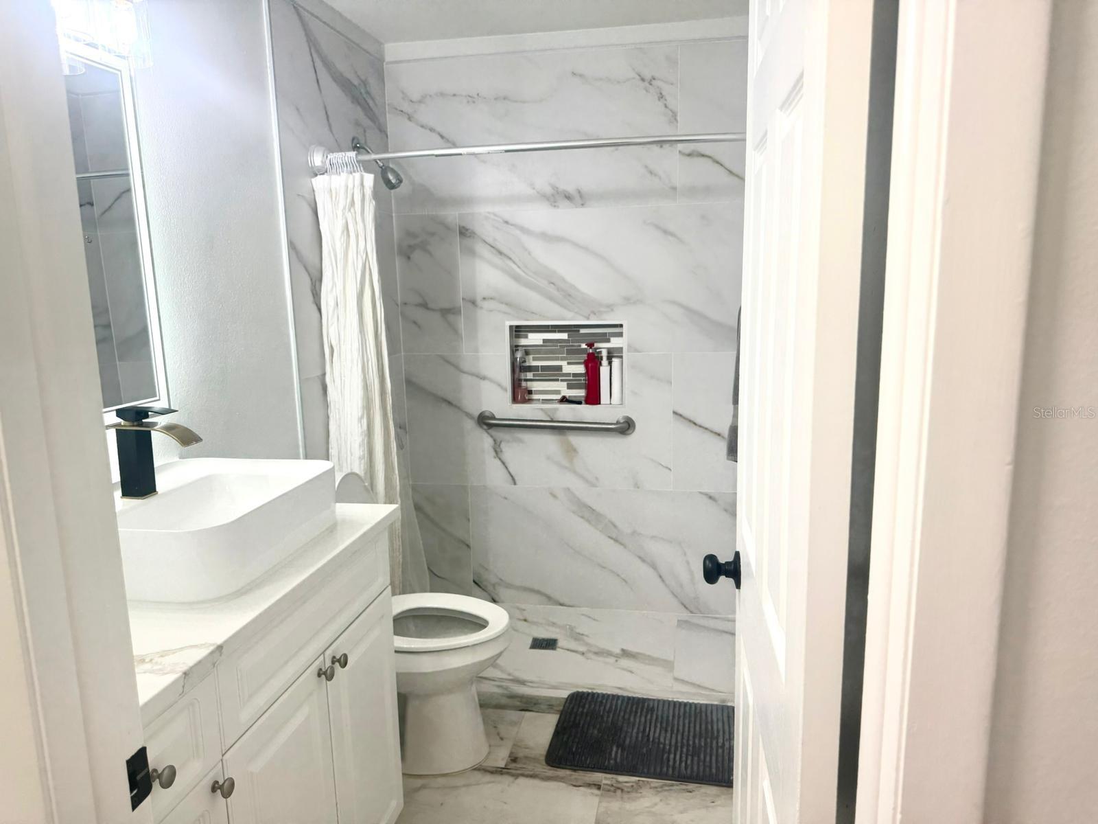 9411 N ROME CIR #1/2, TAMPA, FL, 33612