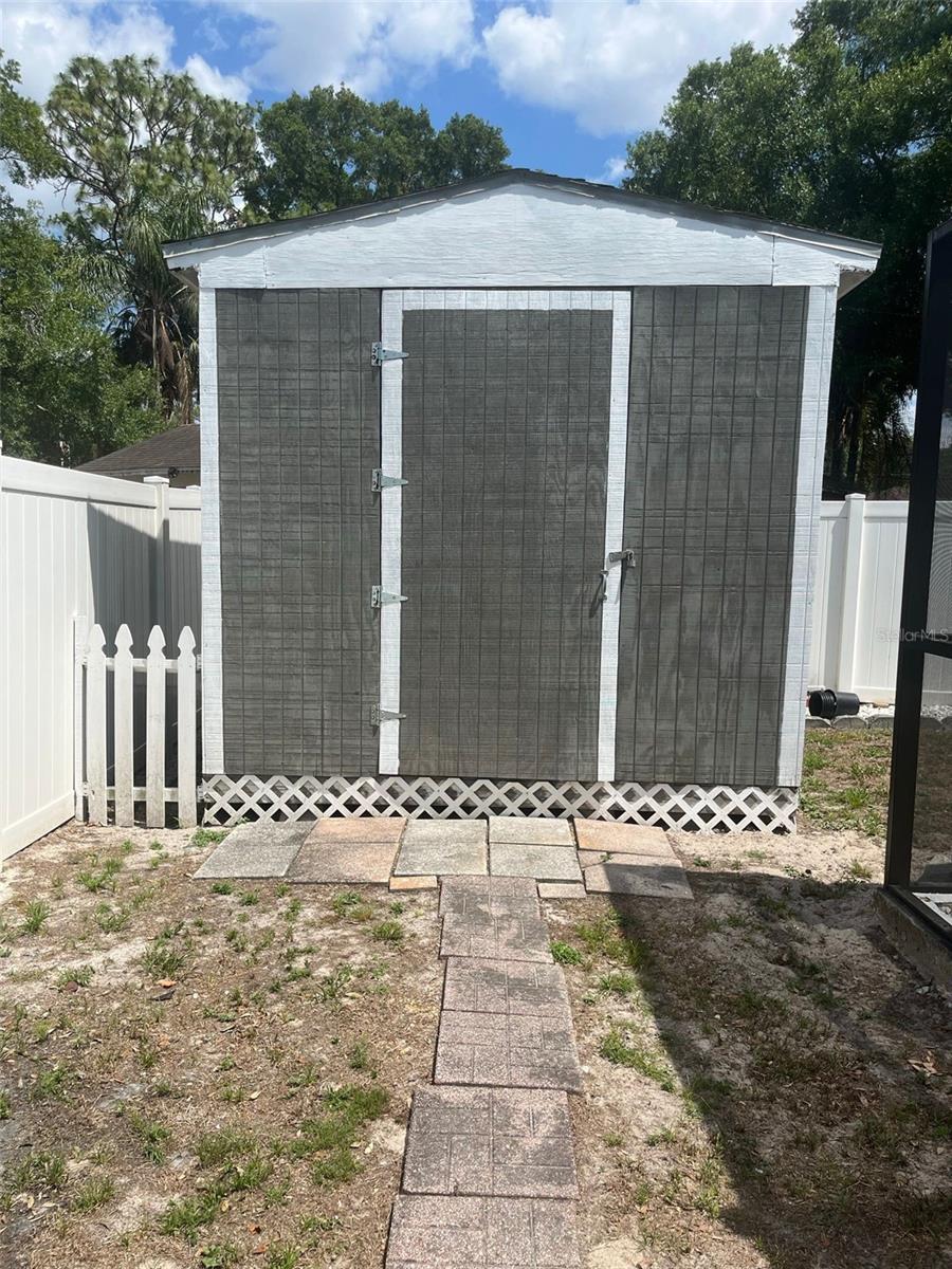 9411 N ROME CIR #1/2, TAMPA, FL, 33612