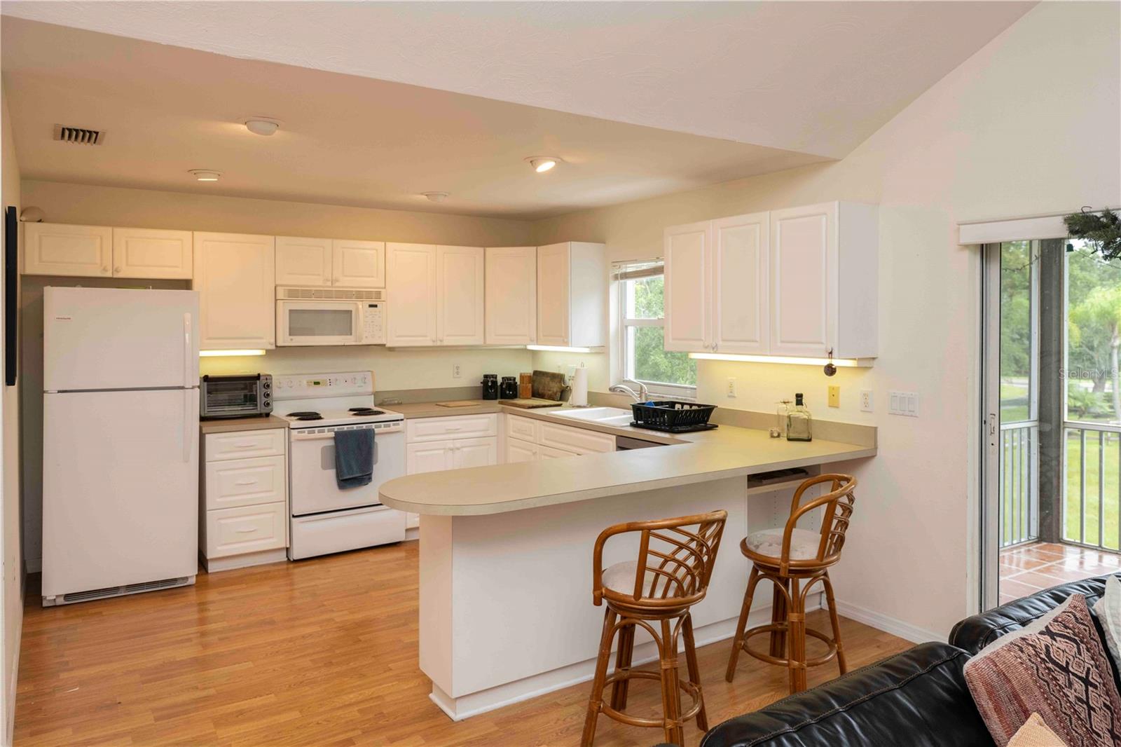 A4662238 Property Photo