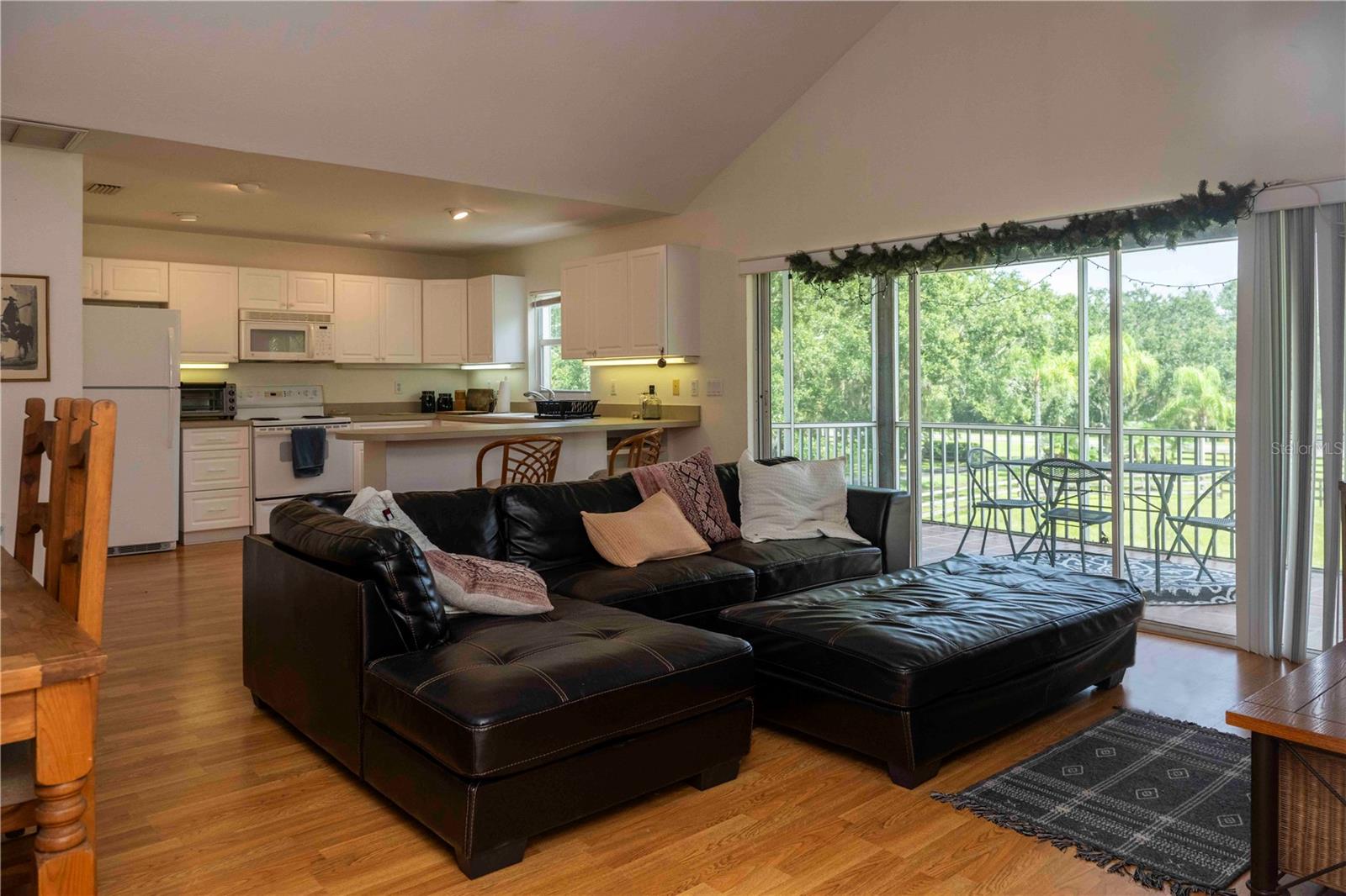 A4662238 Property Photo